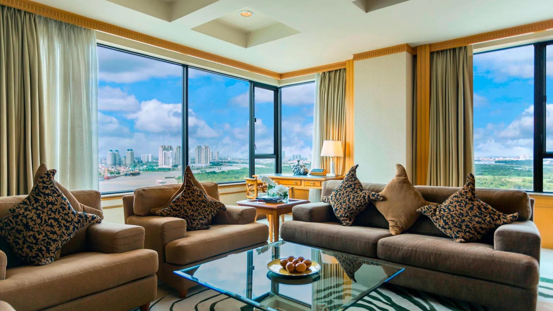 호치민 르네상스 리버사이드 호텔 사이공 5성급 호텔 전망