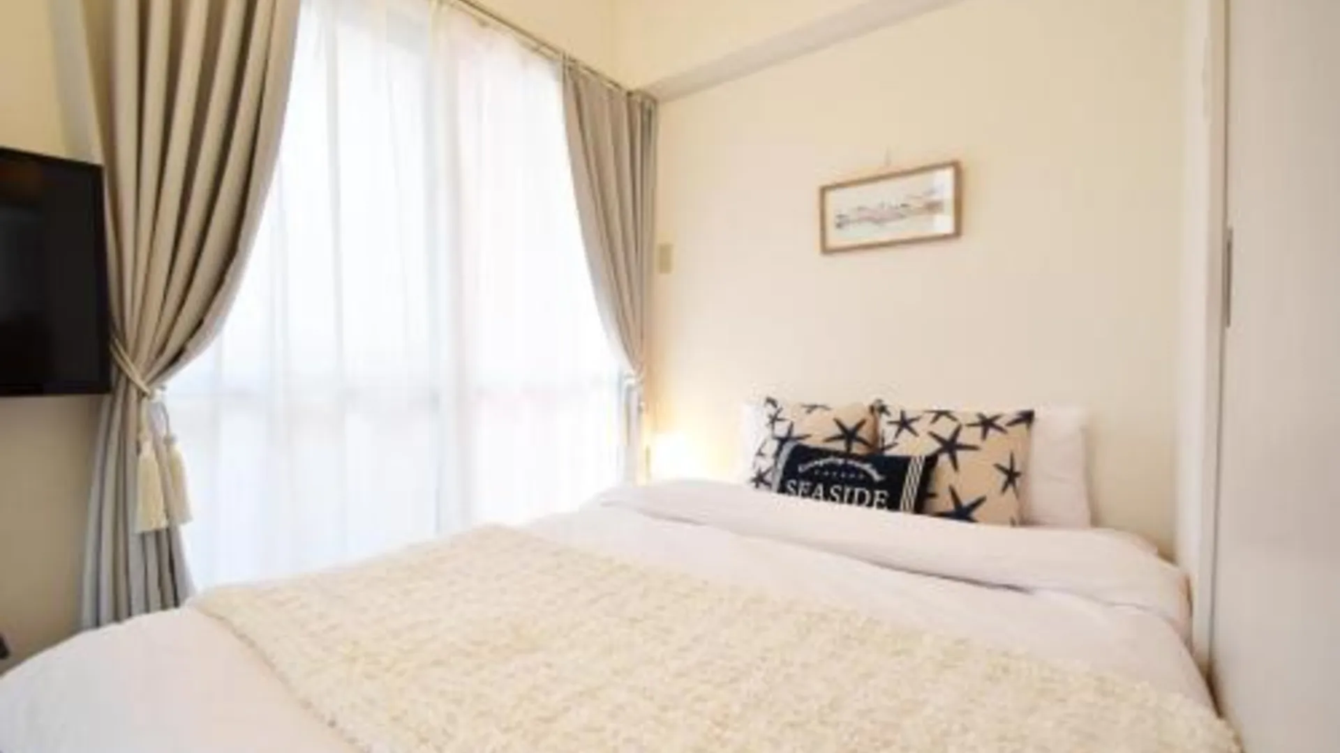 오키나와 본섬 Enjoymaru 202 2성급 싱글룸 객실