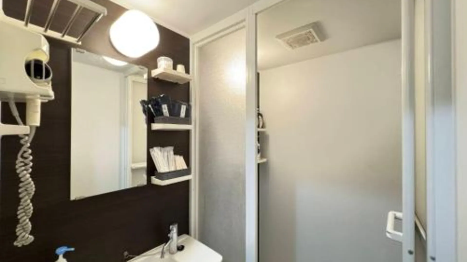 오키나와 본섬 鶴の宿 那覇-国際通りまで950mの便利な立地-1棟貸切 4성급 싱글룸 스위트룸