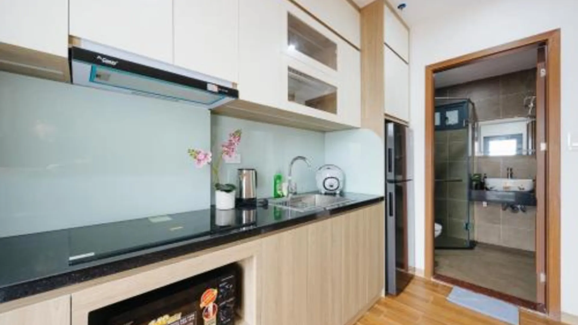 하노이 크레센도 유니크 스튜디오 4성급 호텔 레스토랑