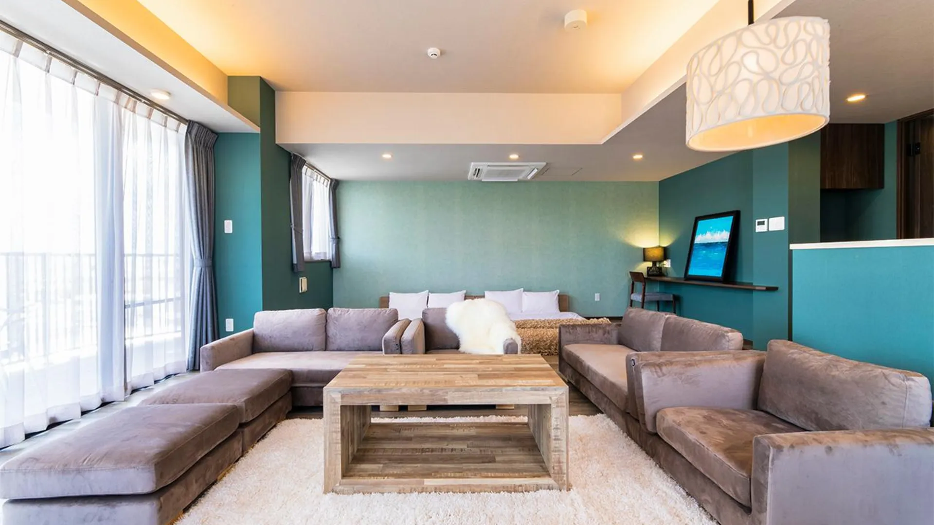 오키나와 본섬 브레이키 호텔 4성급 게스트하우스 객실