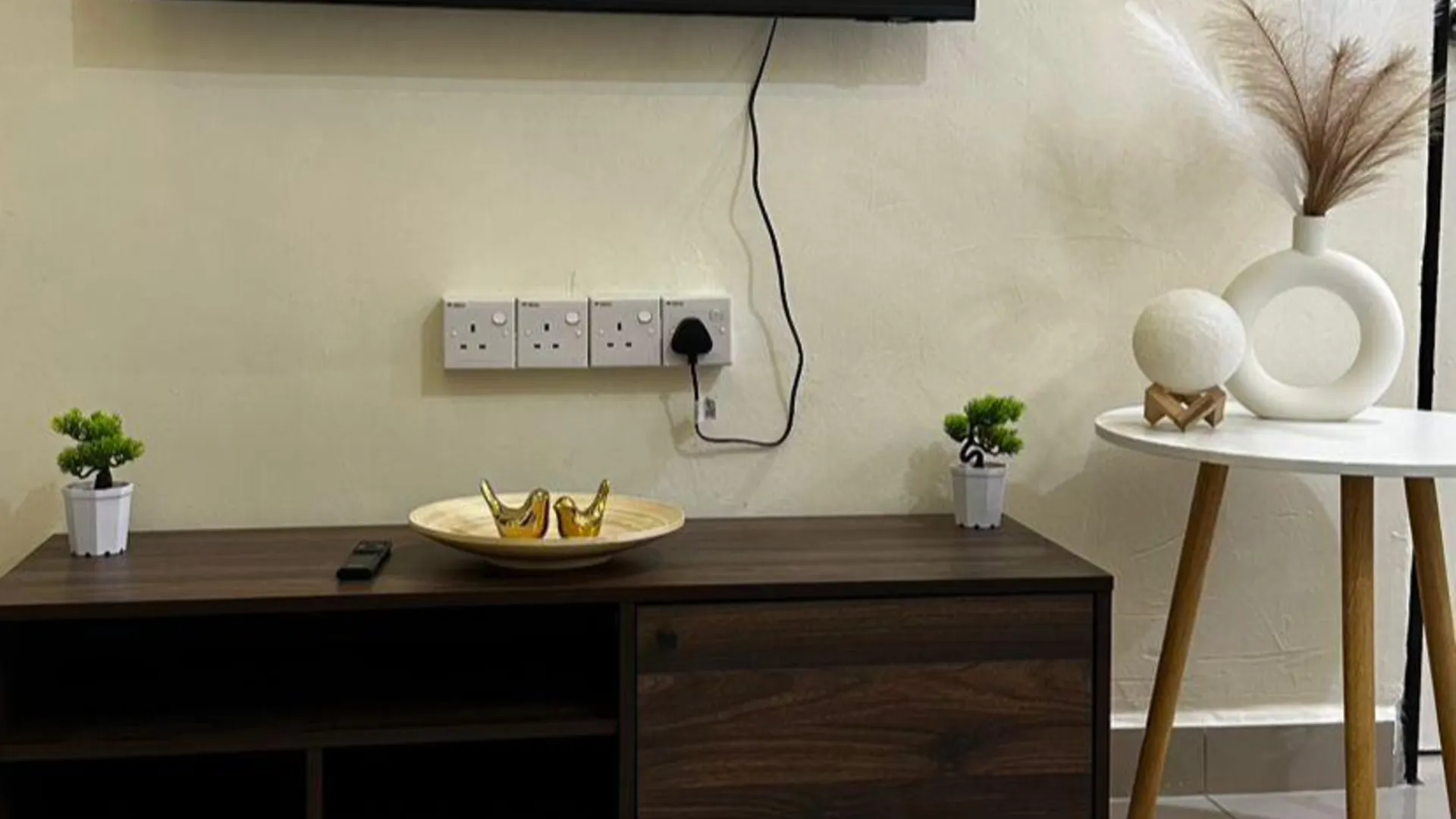 숭가이 페타니 숭아이 페타니 센트럴 의 프라이빗 하우스 (111m², 침실 3개, 프라이빗 욕실 2개) 3성급 싱글룸 레스토랑