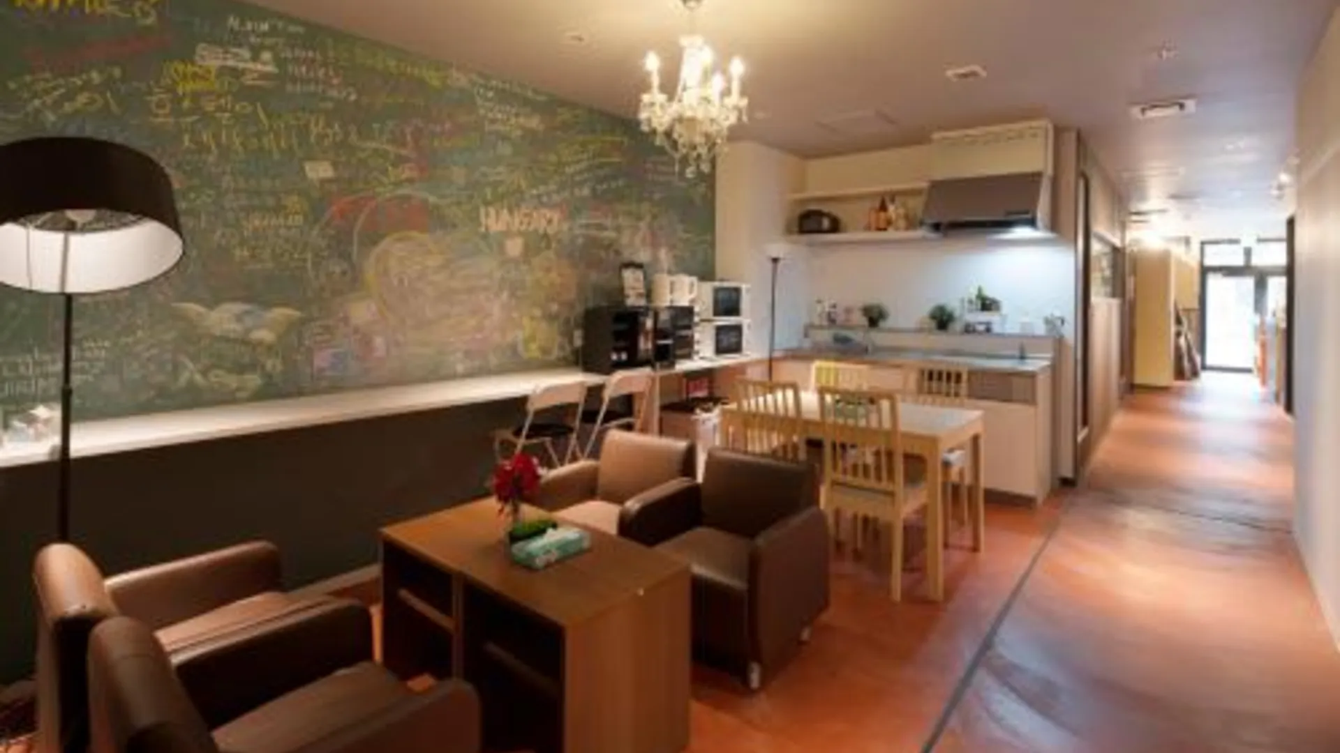 교토 이와토야마 호스텔 4성급 호텔 로비