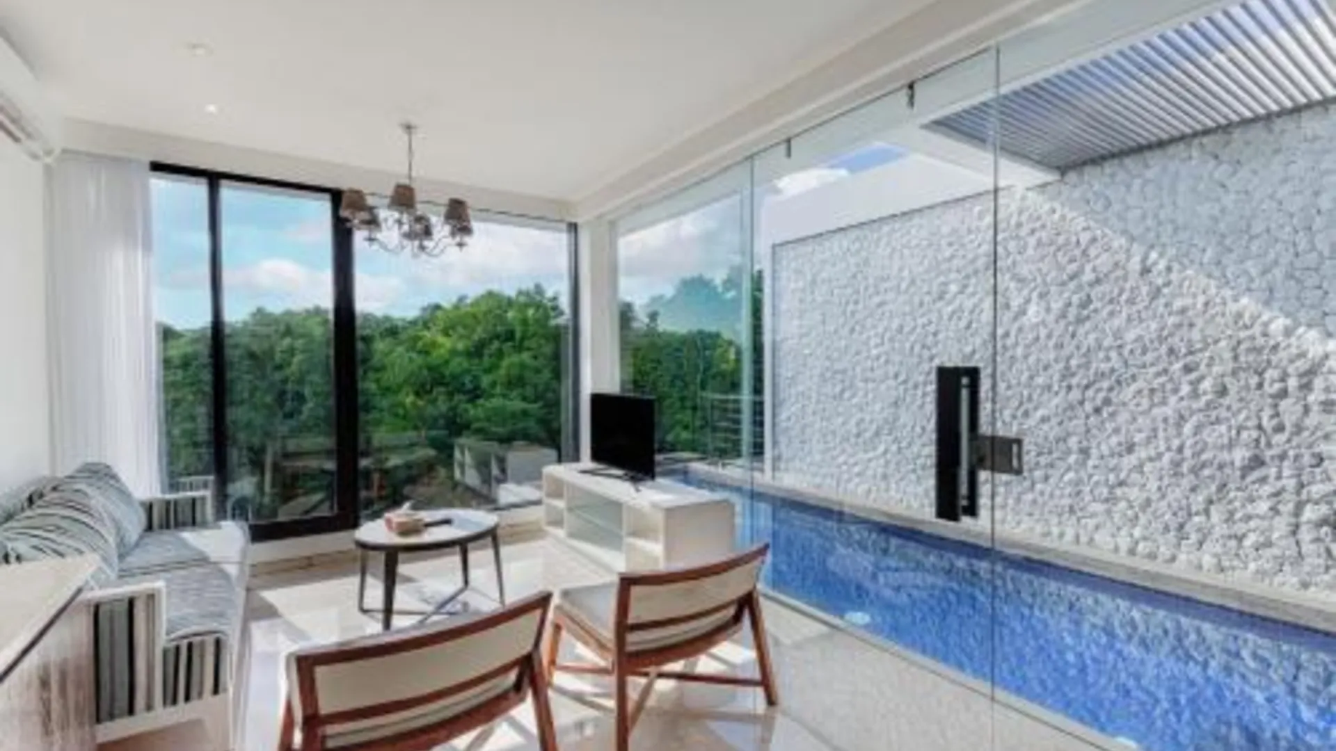 발리 더 스털링 울루와투 5성급 호텔 부대시설