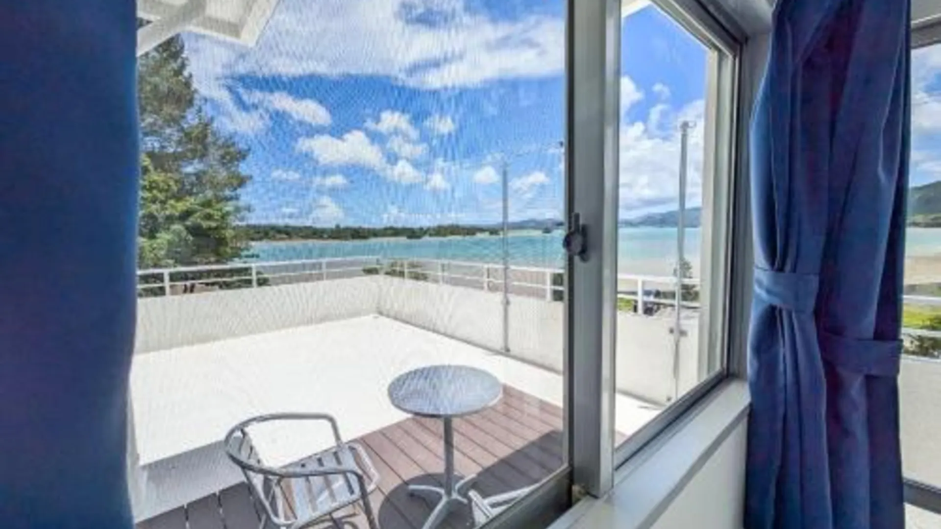 오키나와 본섬 遊びの宿 海陽 4성급 싱글룸 로비