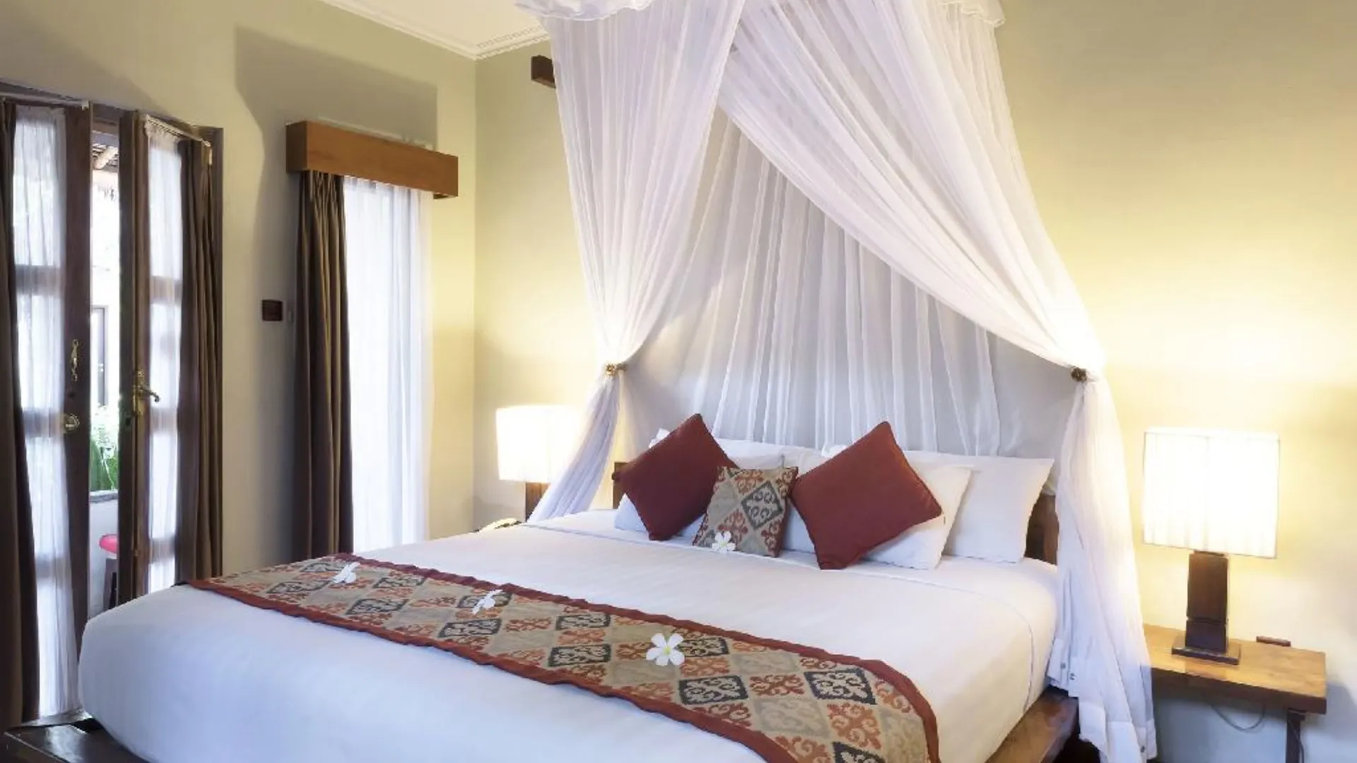 발리 빌라 푸리 아유 3성급 호텔 스위트룸