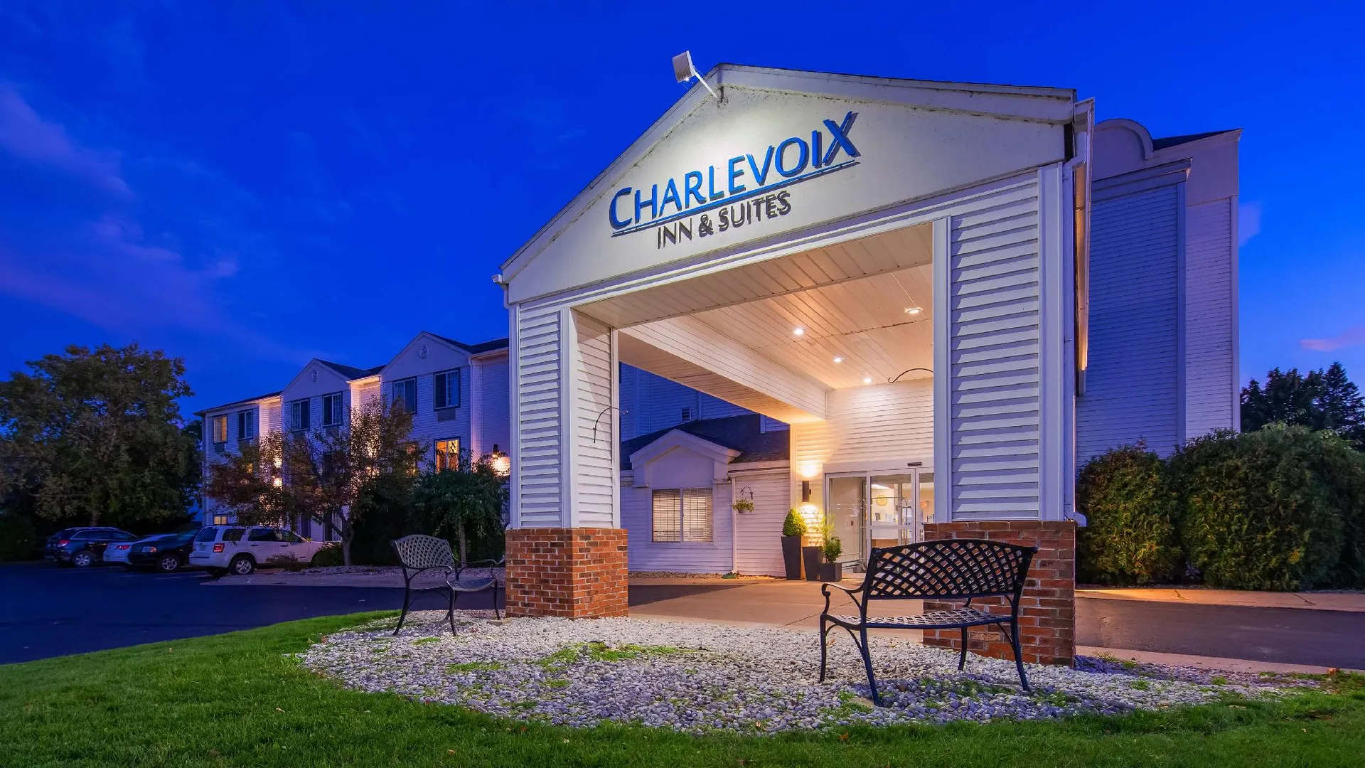 샤를브와 (MI) Charlevoix Inn & Suites SureStay Collection by Best Western 2성급 호텔 객실