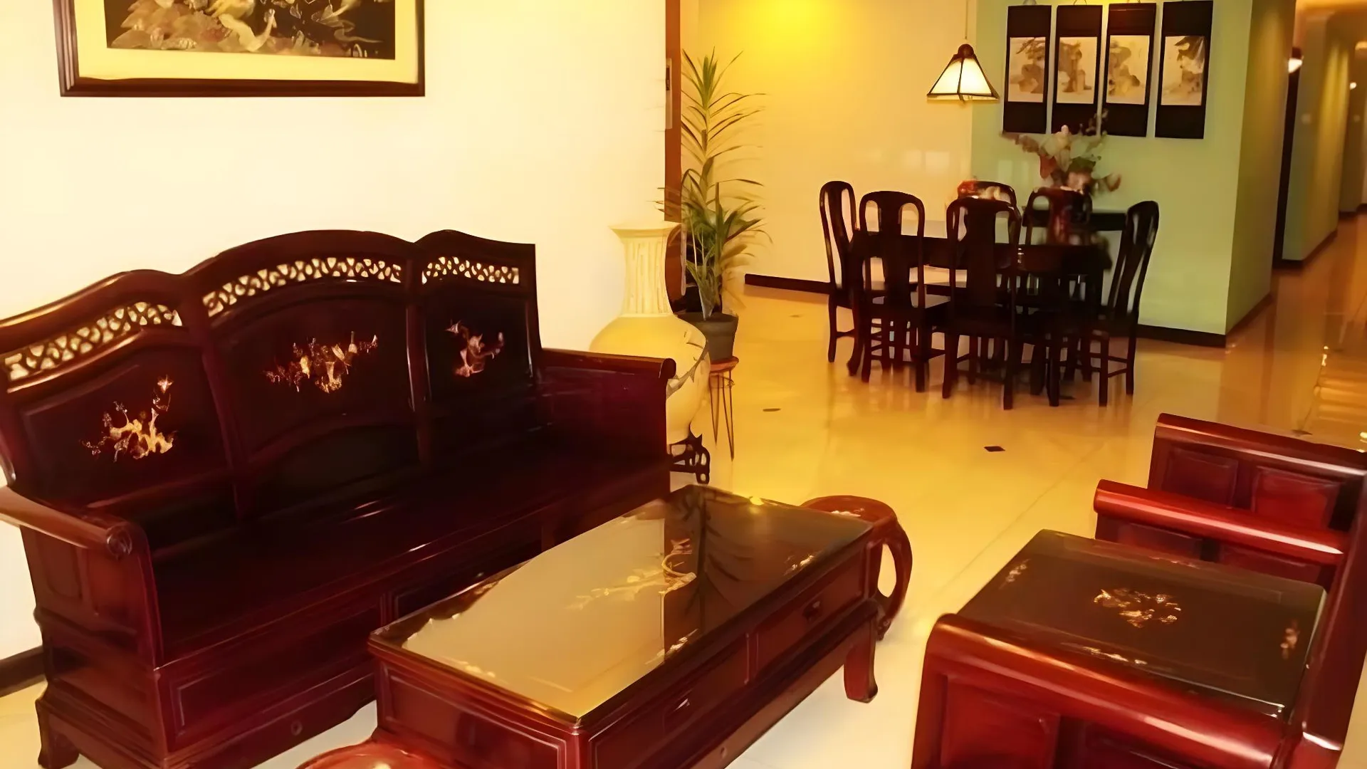 마카사르 로사리 비치 호텔 마카사 3성급 호텔 수영장