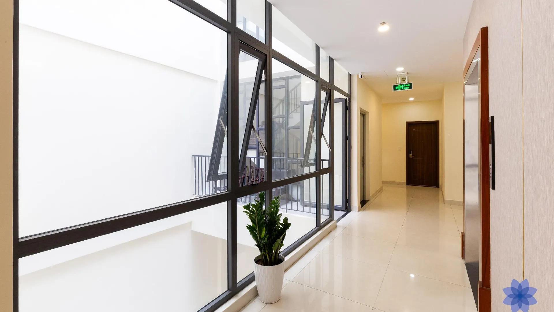 호치민 토아냐 깐호 딕부|탕마이|뻡|1.3km 에어포트 3성급 호텔 수영장