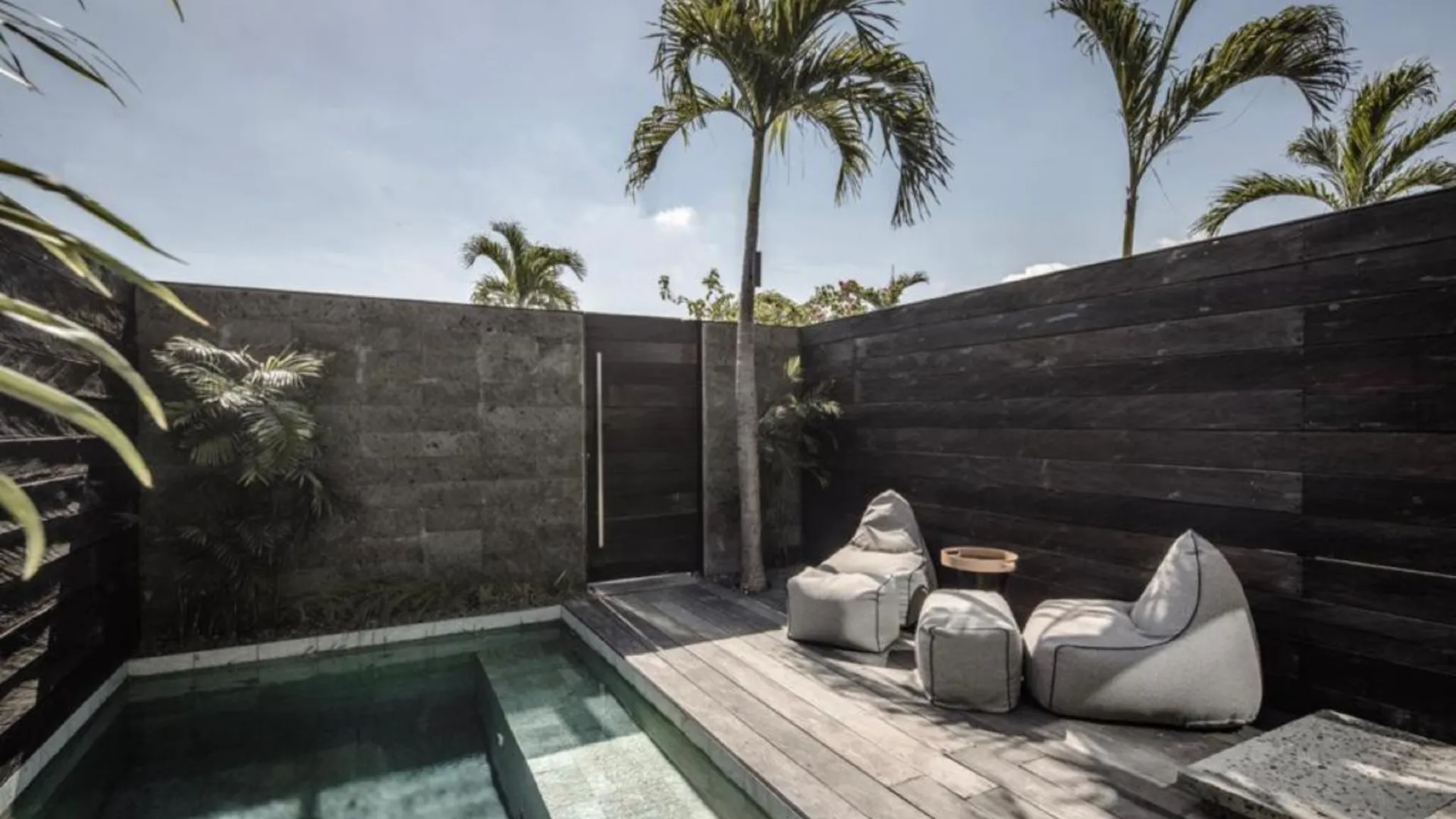 발리 OXO 타운하우스 우말라스 4성급 호텔 외관