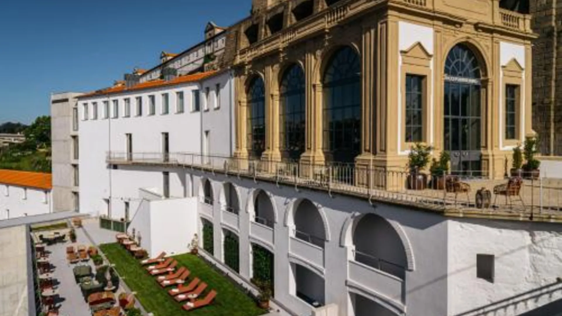 빌라 노바 드 가이아 빈치 폰테 데 페로 4성급 호텔 부대시설