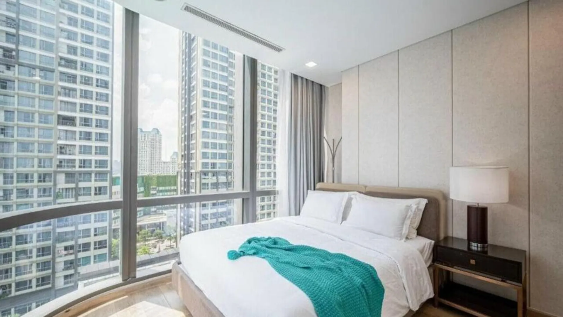 호치민 Condotel Imperial Landmark 81 4성급 호텔 스위트룸