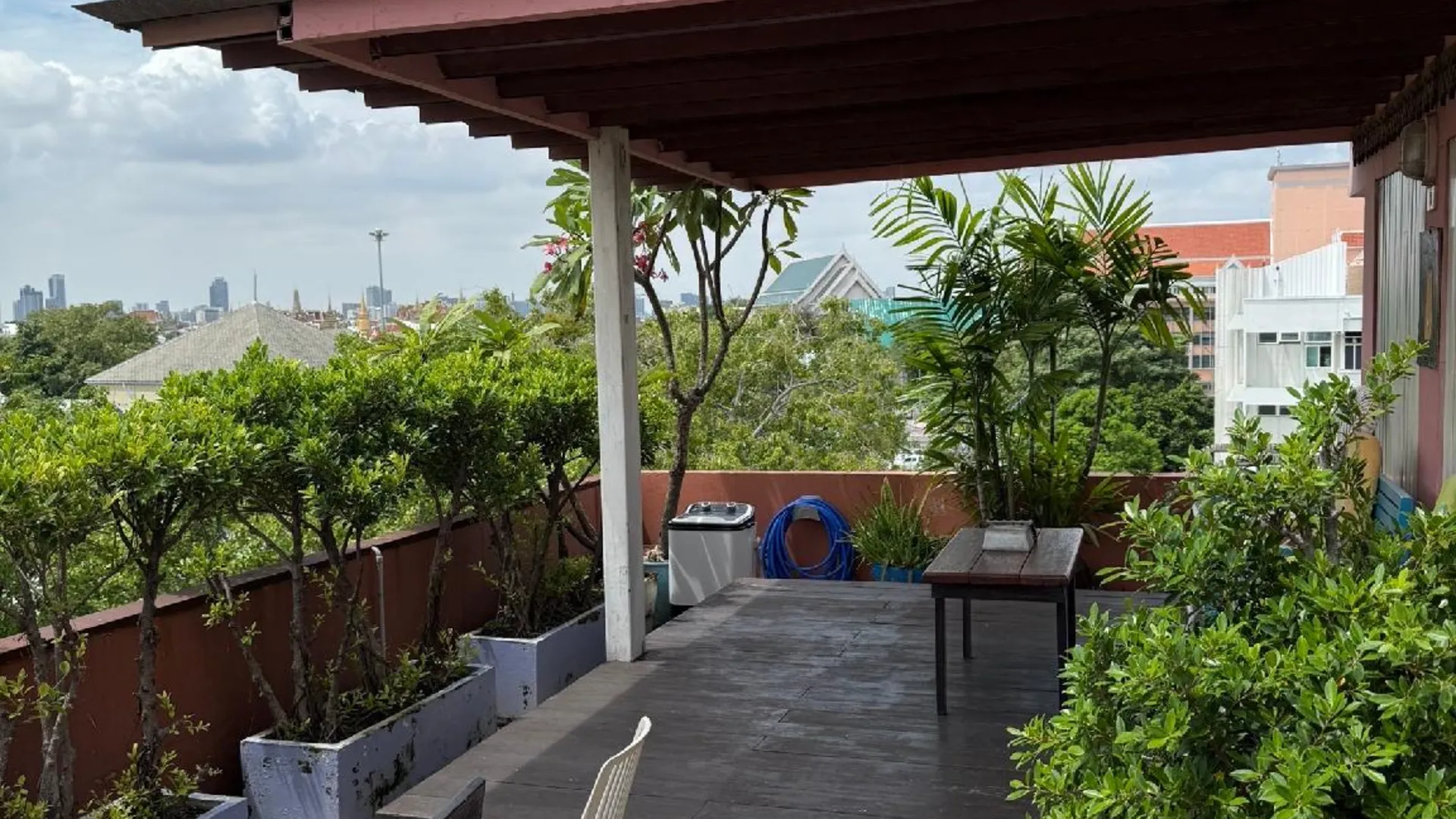 방콕 BB 하우스 람부티 3성급 호텔 외관