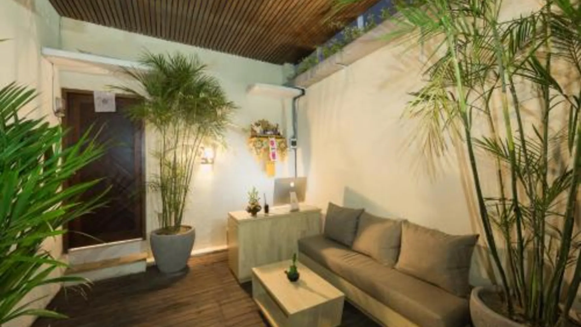 발리 파이사 스미냑 리빙 3성급 호텔 수영장