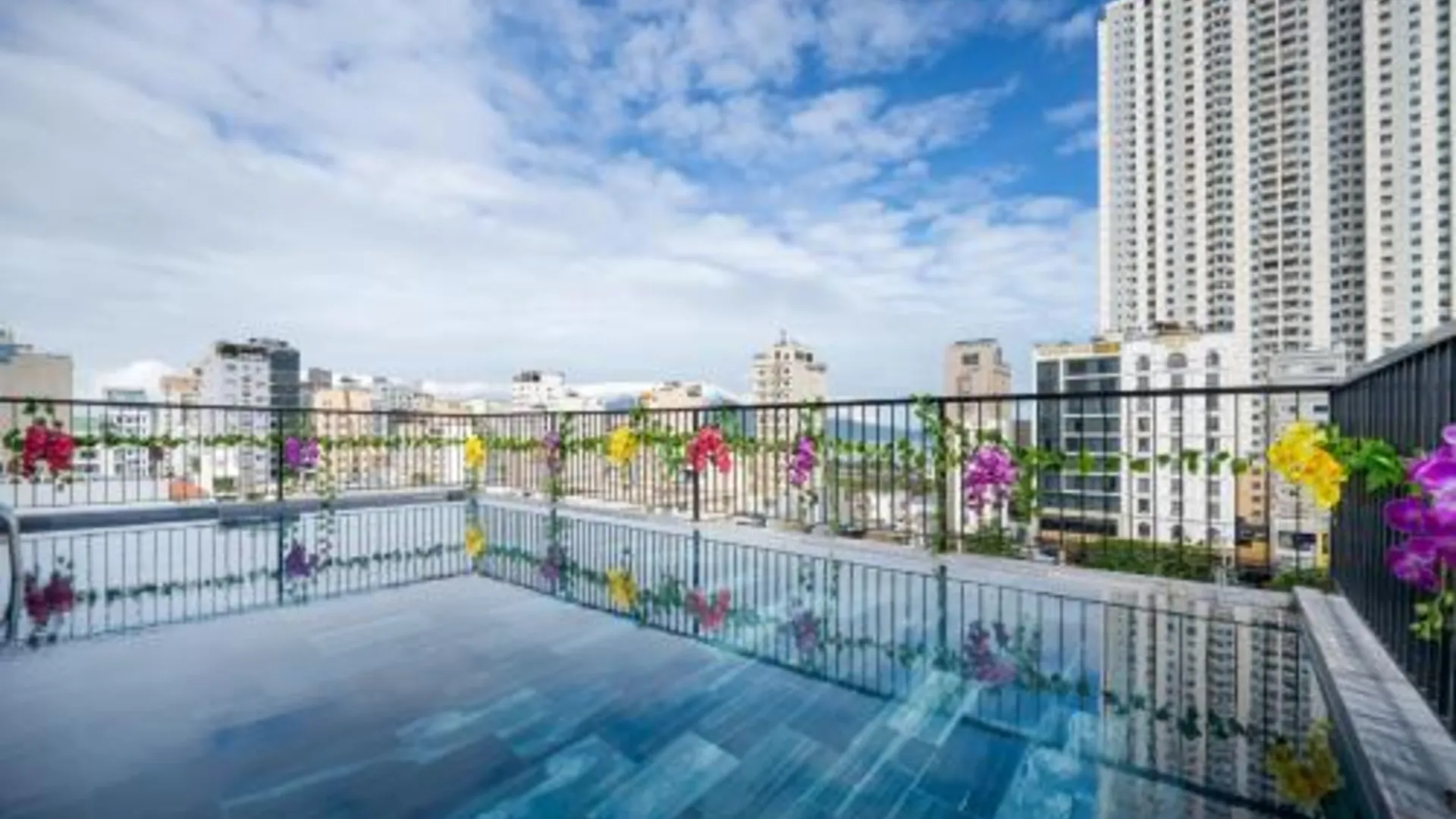 다낭 사마타 아파트먼트 앤 호텔 4성급 호텔 전망