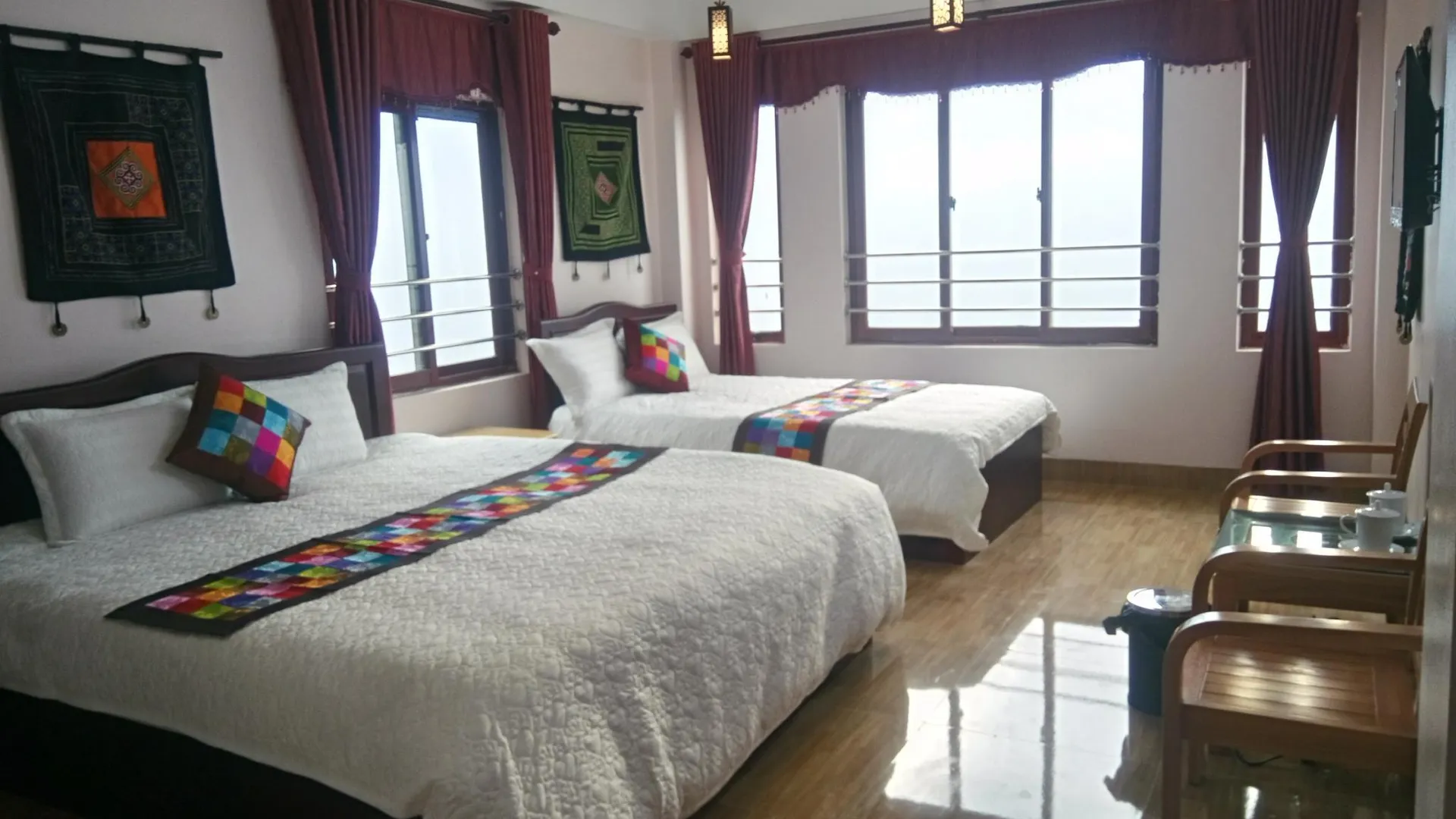 사파 블랙 흐몽 뷰 호텔 2성급 호텔 스위트룸