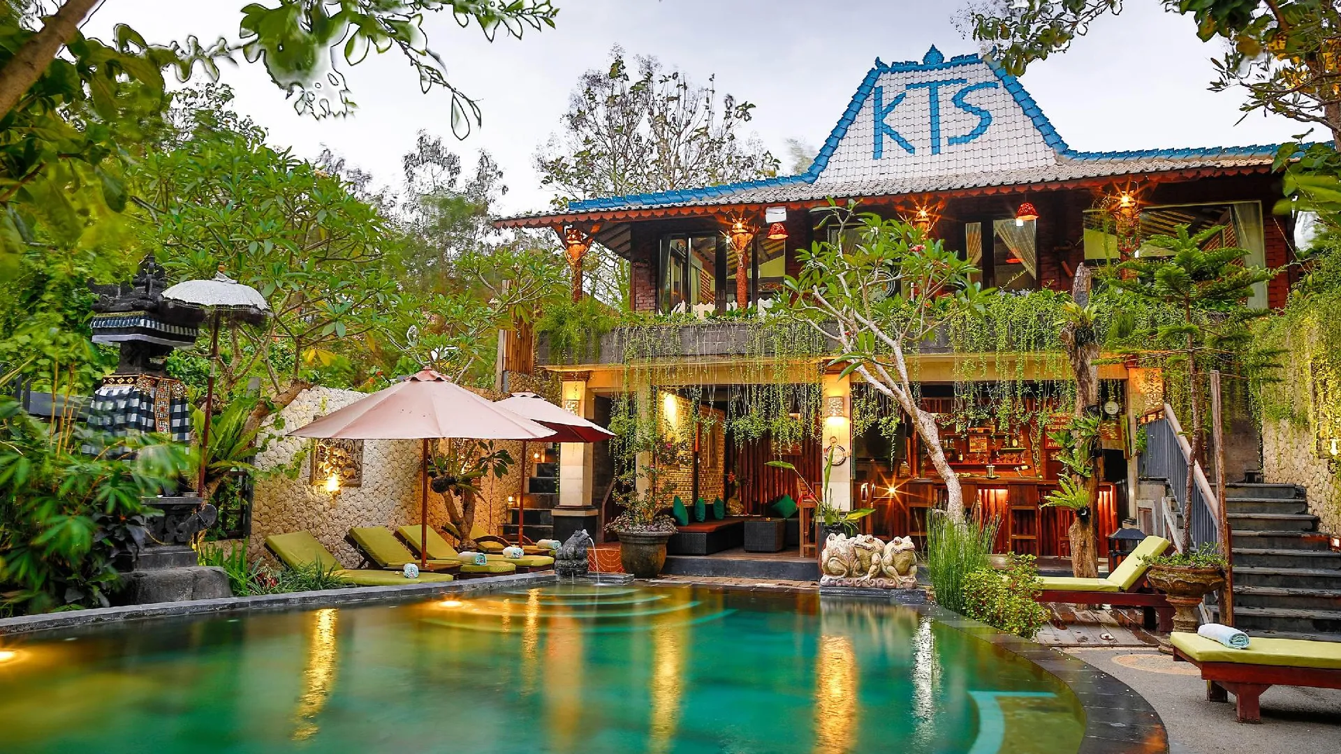 발리 KTS 발리니즈 빌라 호텔 객실