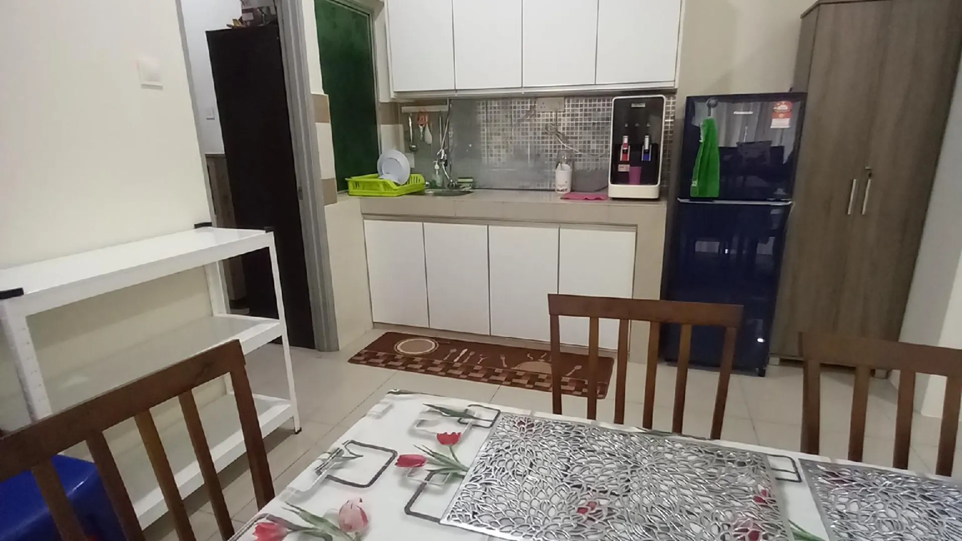 이포 켈레방의 아파트먼트 (992m², 침실 3개, 프라이빗 욕실 3개) 3성급 싱글룸 수영장