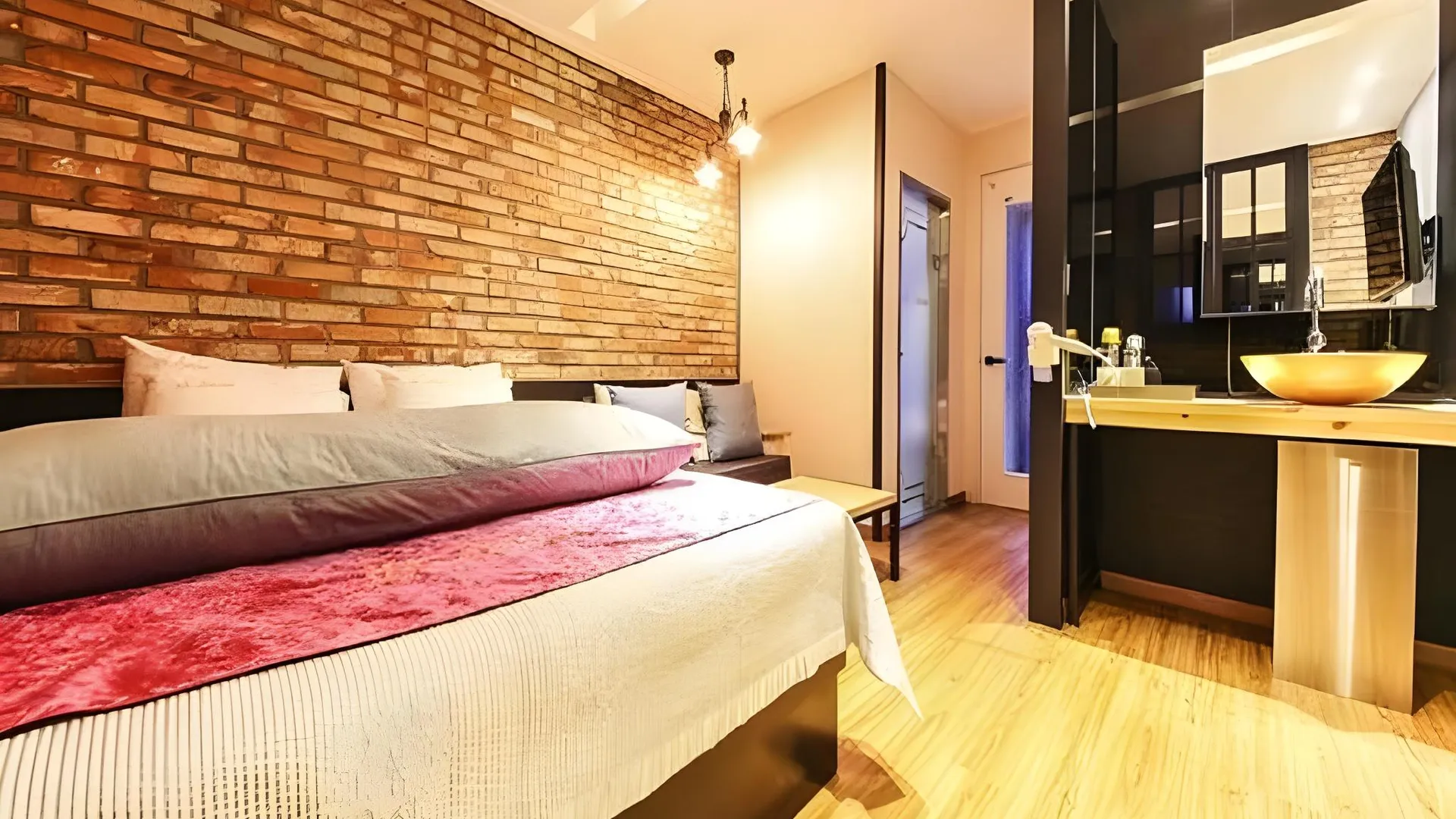 서울 디 스테이션 2성급 호텔 수영장