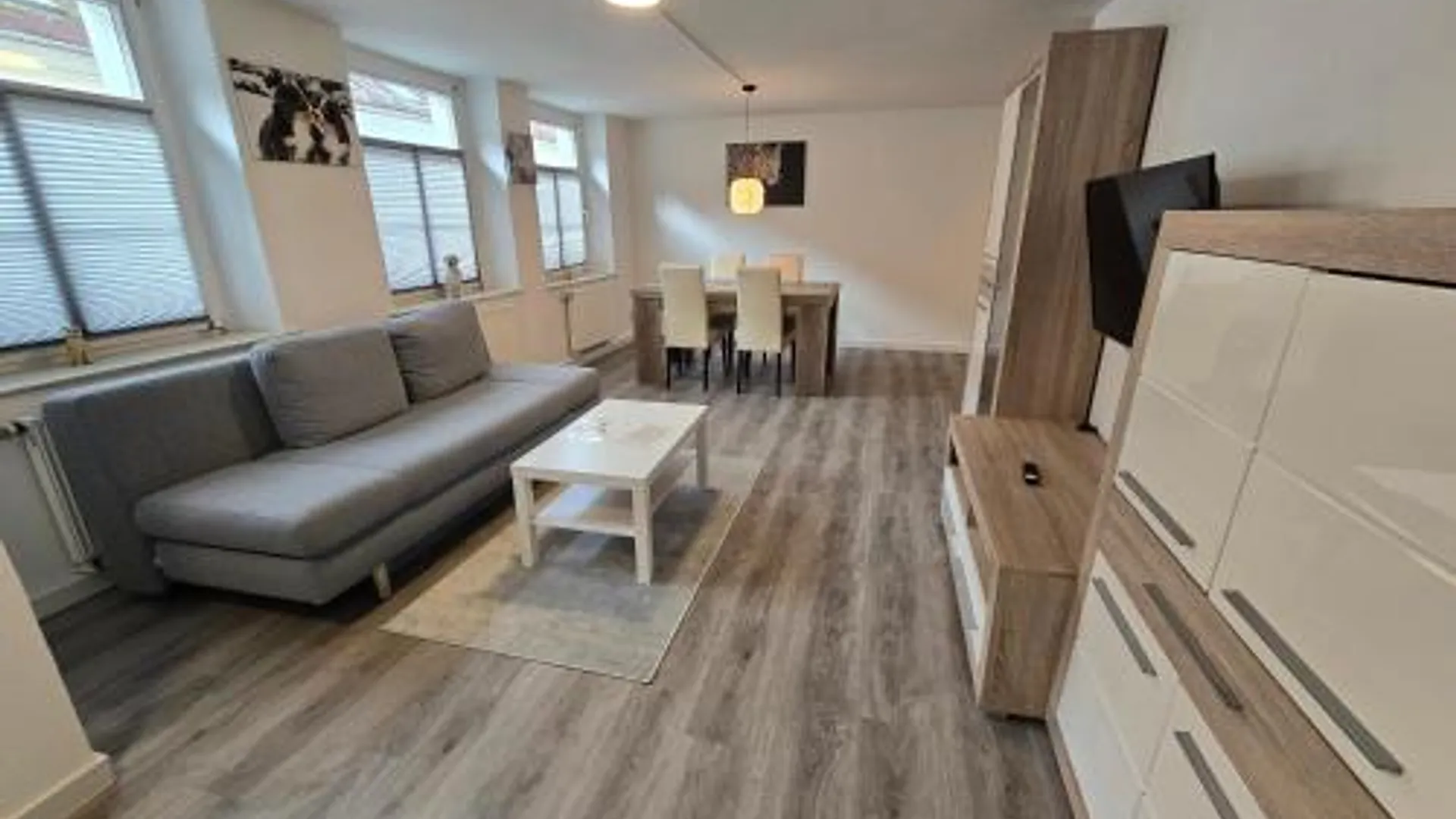 지타우 FERIENWOHNUNG 70m2 APARTMENT in ZITTAUER STADTZENTRUM INNENSTADT INNENRING TOP LAGE - WOHNEN AUF ZEI 3성급 싱글룸 스위트룸