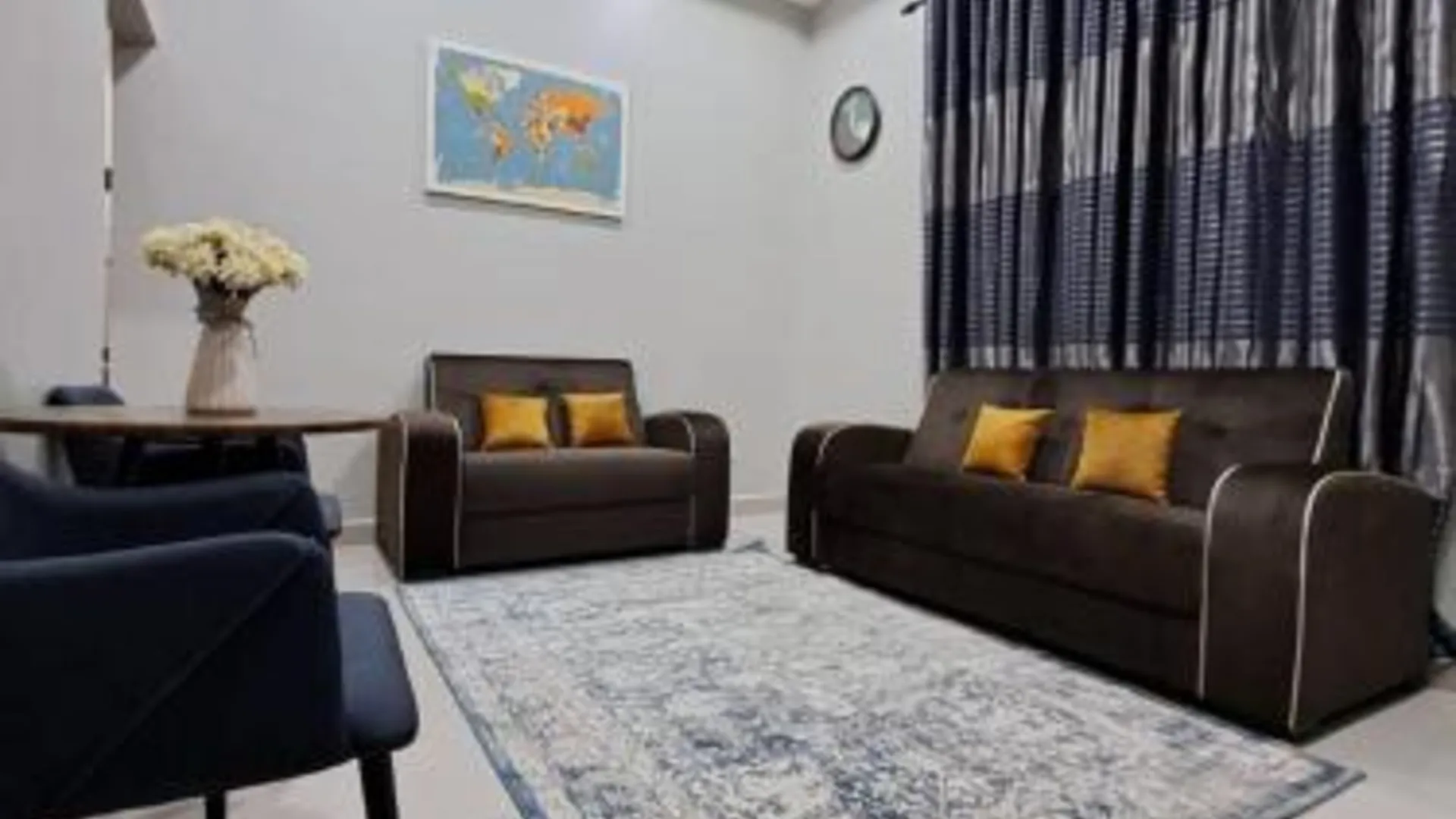 타나 메라 젤리의 프라이빗 하우스 (1050m², 침실 3개, 프라이빗 욕실 2개) 4성급 게스트하우스 스위트룸