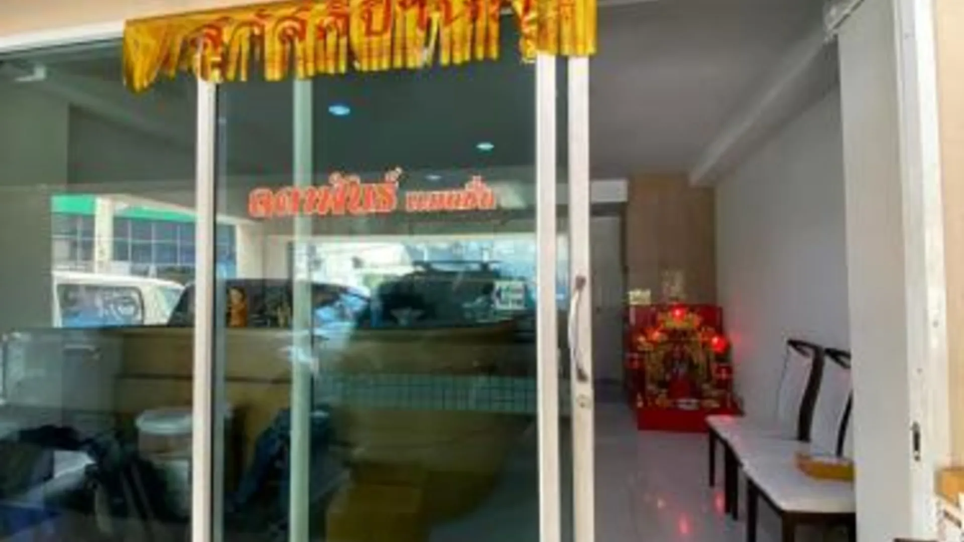 방콕 톤부리의 스튜디오 아파트먼트 (20m², 프라이빗 욕실 1개) 3성급 게스트하우스 수영장