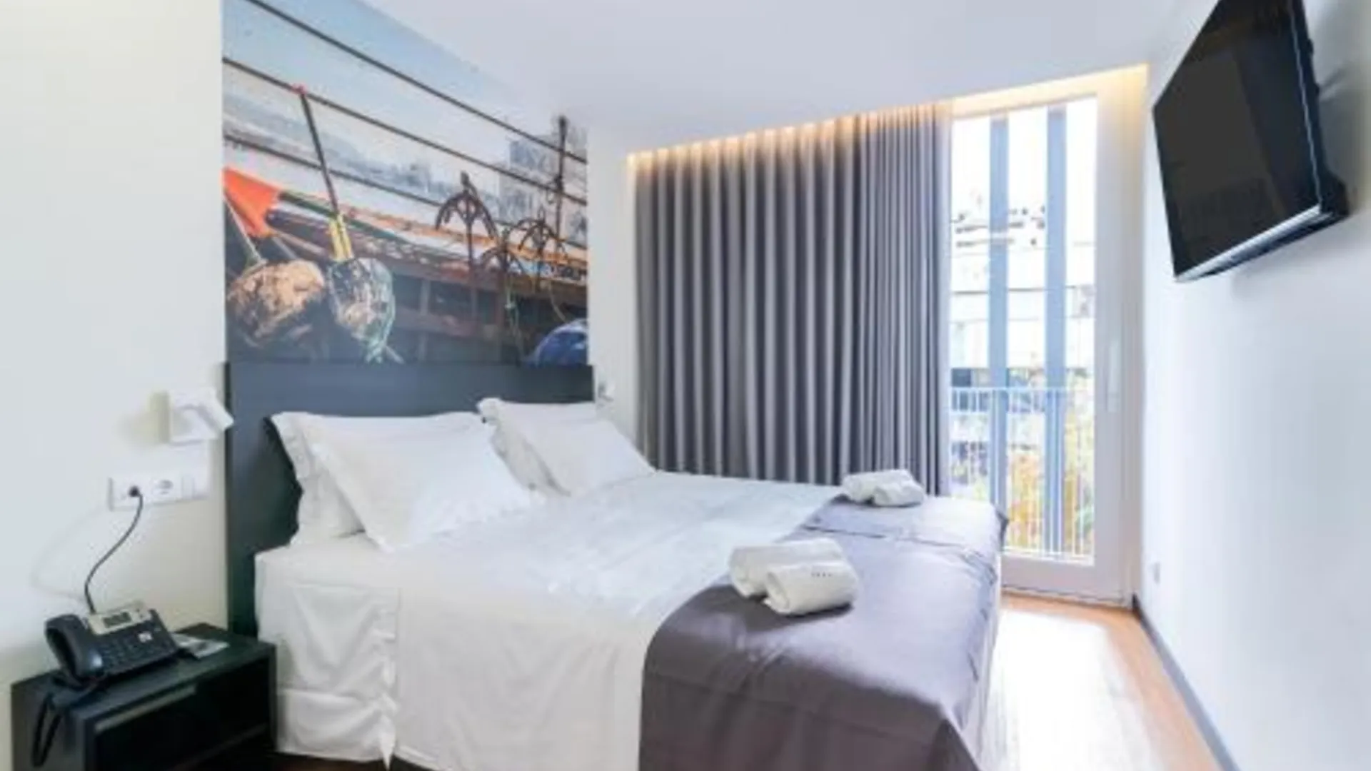 비아나 도 카스텔로 Flag Design Hotel 4성급 호텔 스위트룸