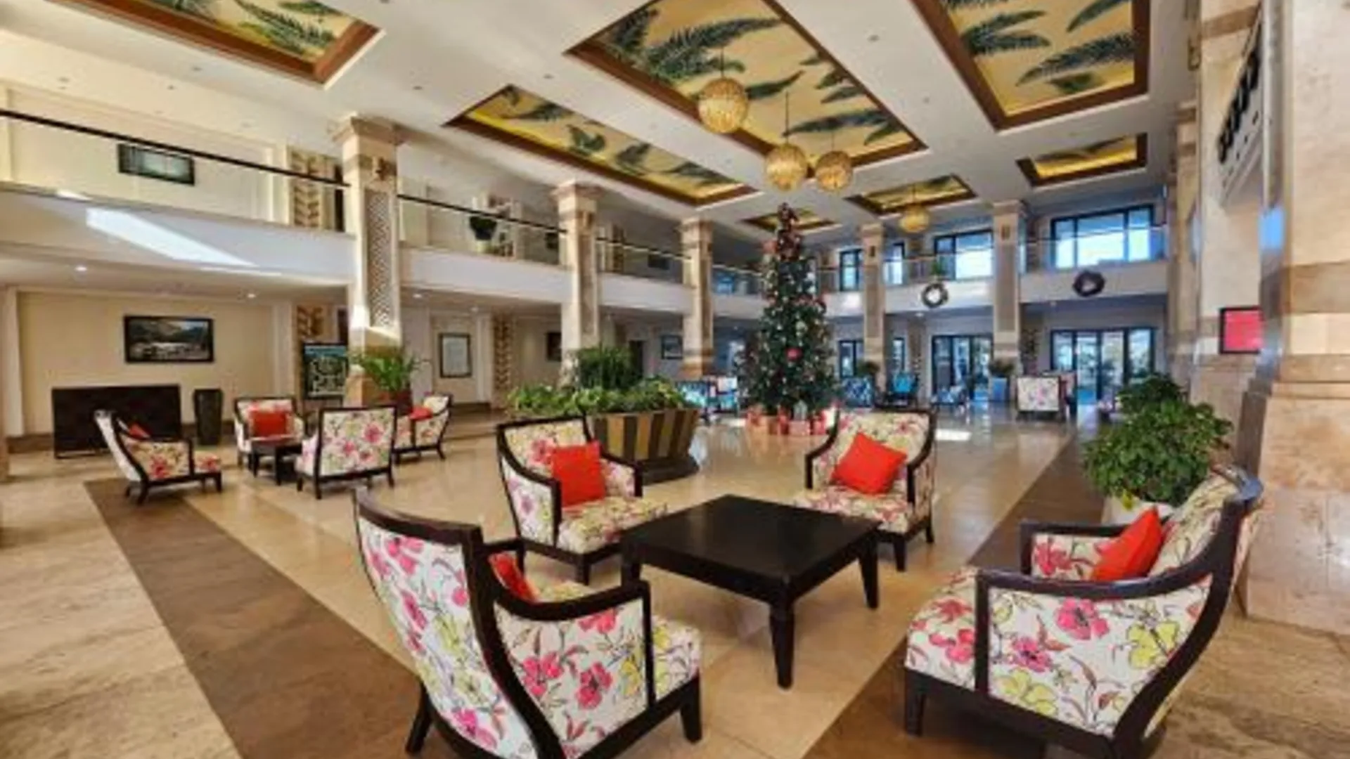 다낭 울랄라니 리조트 앤 콘도텔 5성급 호텔 수영장