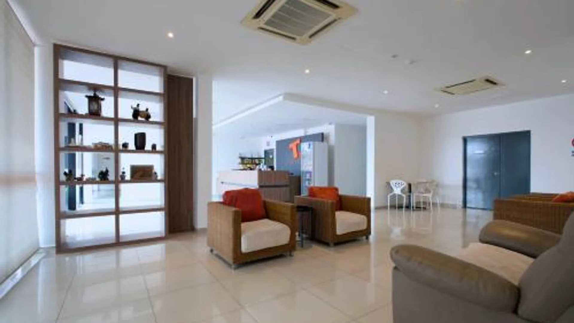 창룬 티 호텔 창룬 2성급 호텔 로비