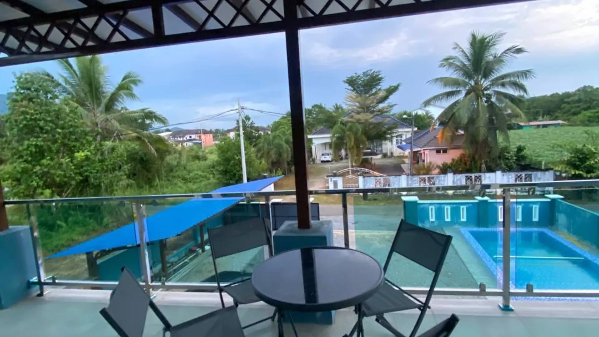 타나 메라 젤리의  (m², 침실 3개, 프라이빗 욕실 3개) 2성급 싱글룸 수영장