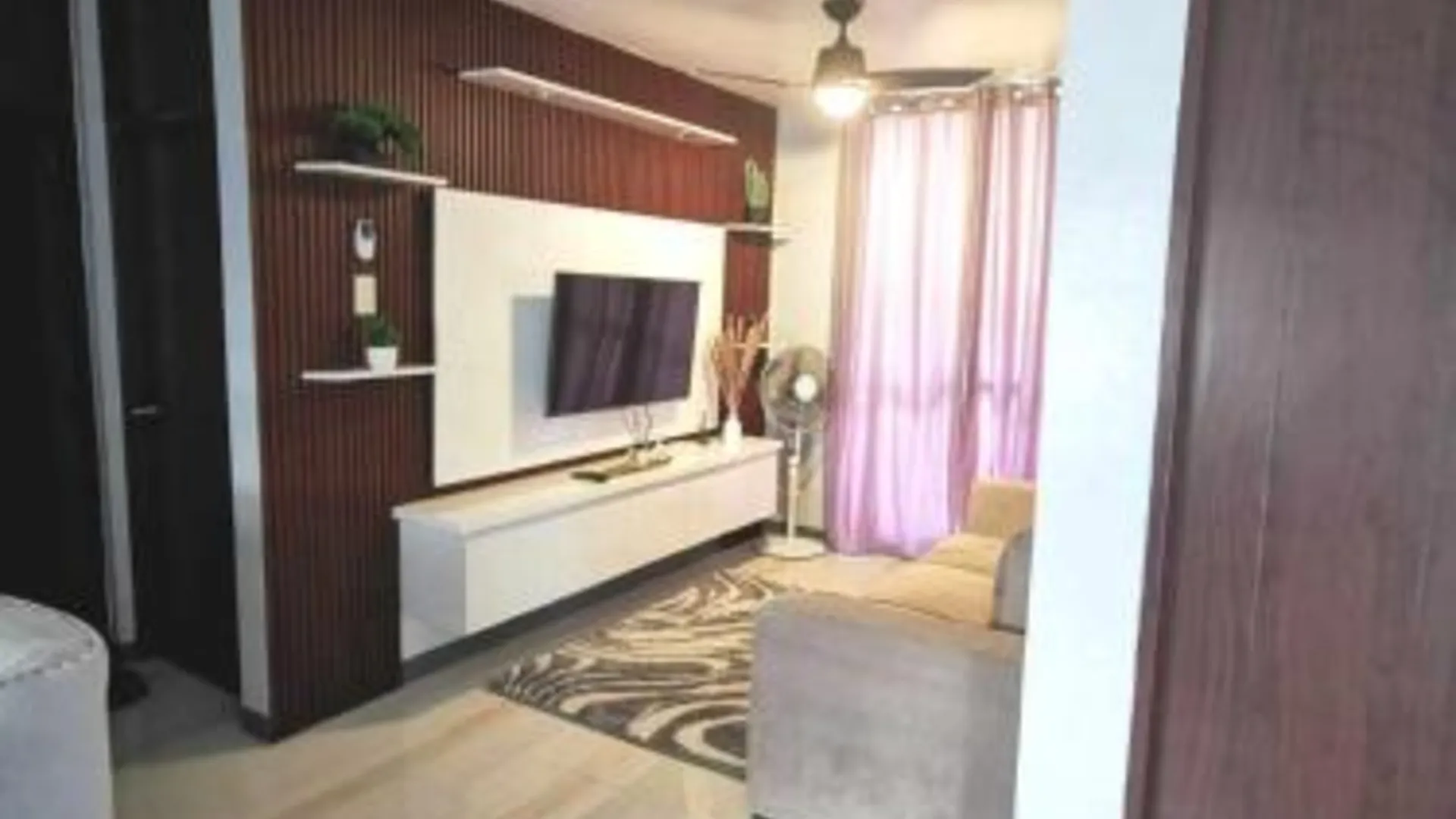 세부 막탄 섬의 아파트먼트 (64m², 침실 3개, 프라이빗 욕실 1개) 4성급 게스트하우스 스위트룸