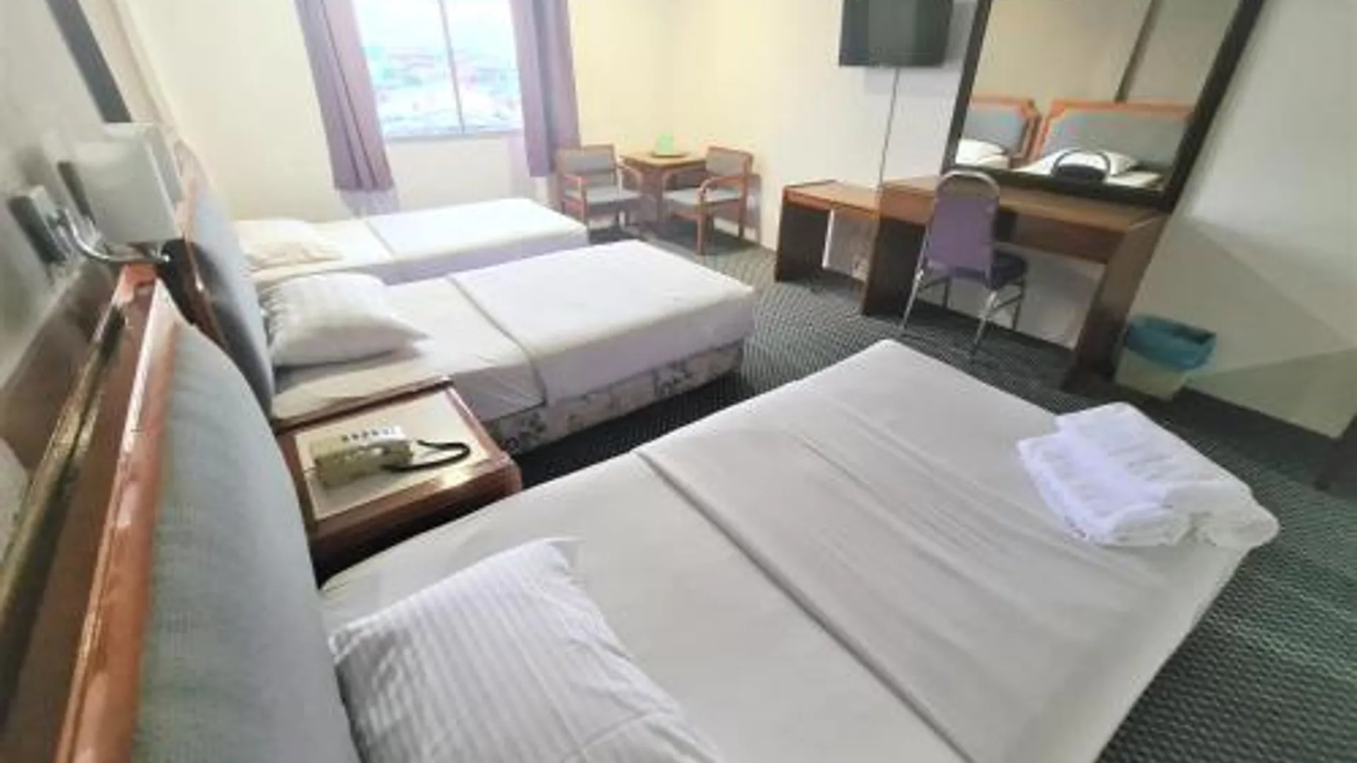 크루앙 아니카 인 2성급 호텔 스위트룸