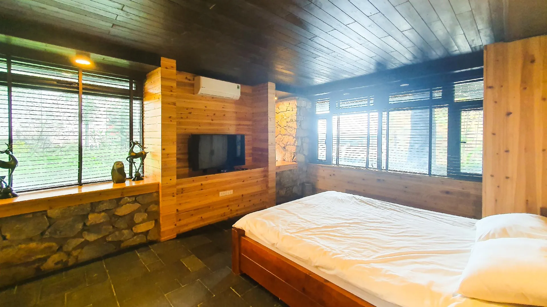 사파 푸 지앙 반 홈스테이 사파 4성급 게스트하우스 스위트룸