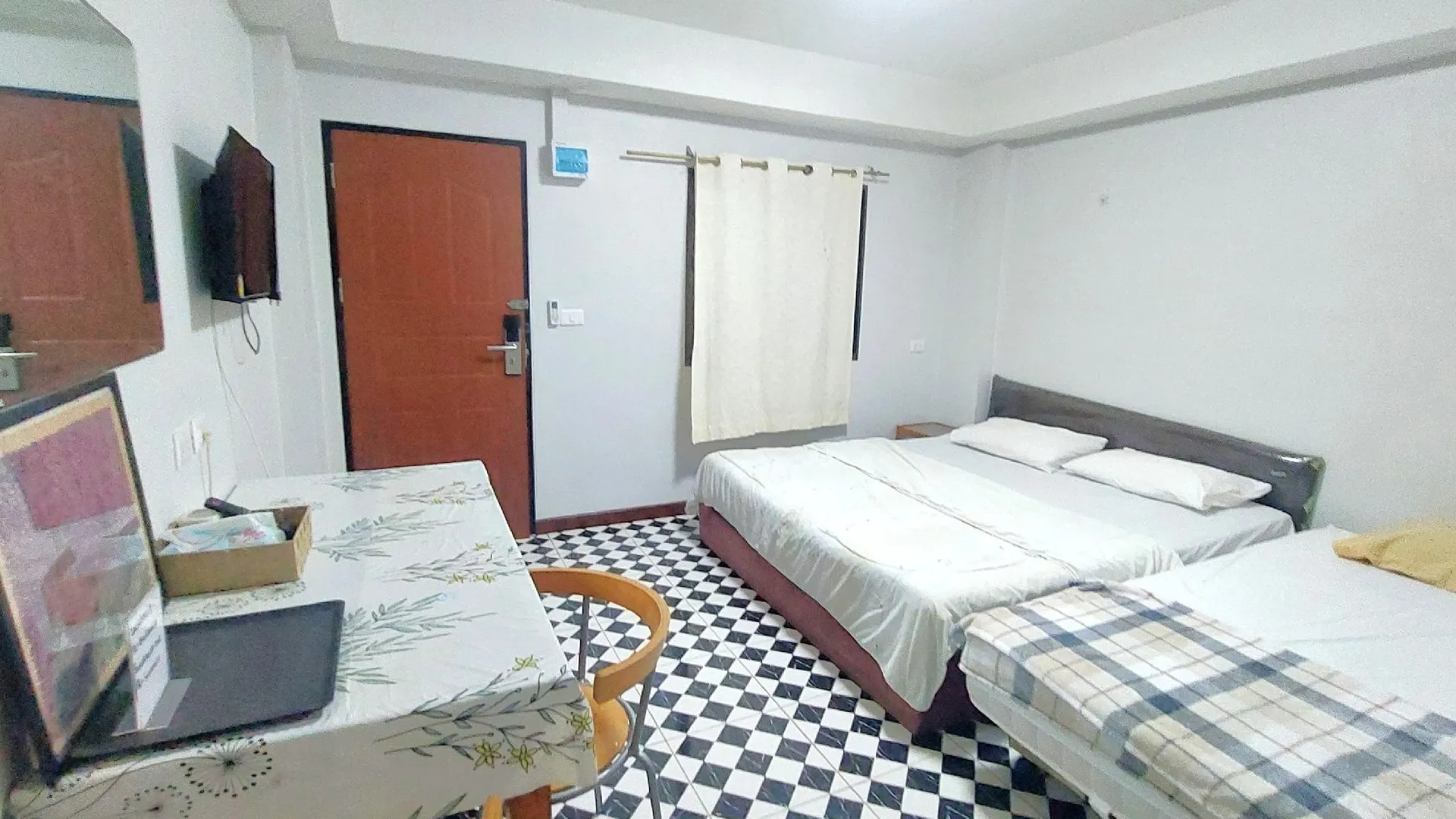 방콕 룩샤인 아파트먼트 2성급 호텔 스위트룸