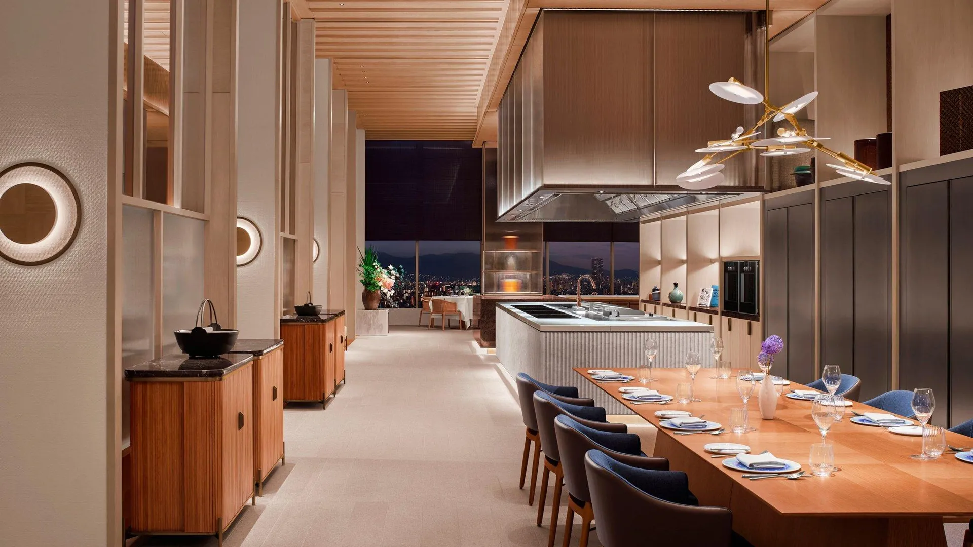 후쿠오카 더 리츠칼튼, 후쿠오카 5성급 호텔 수영장