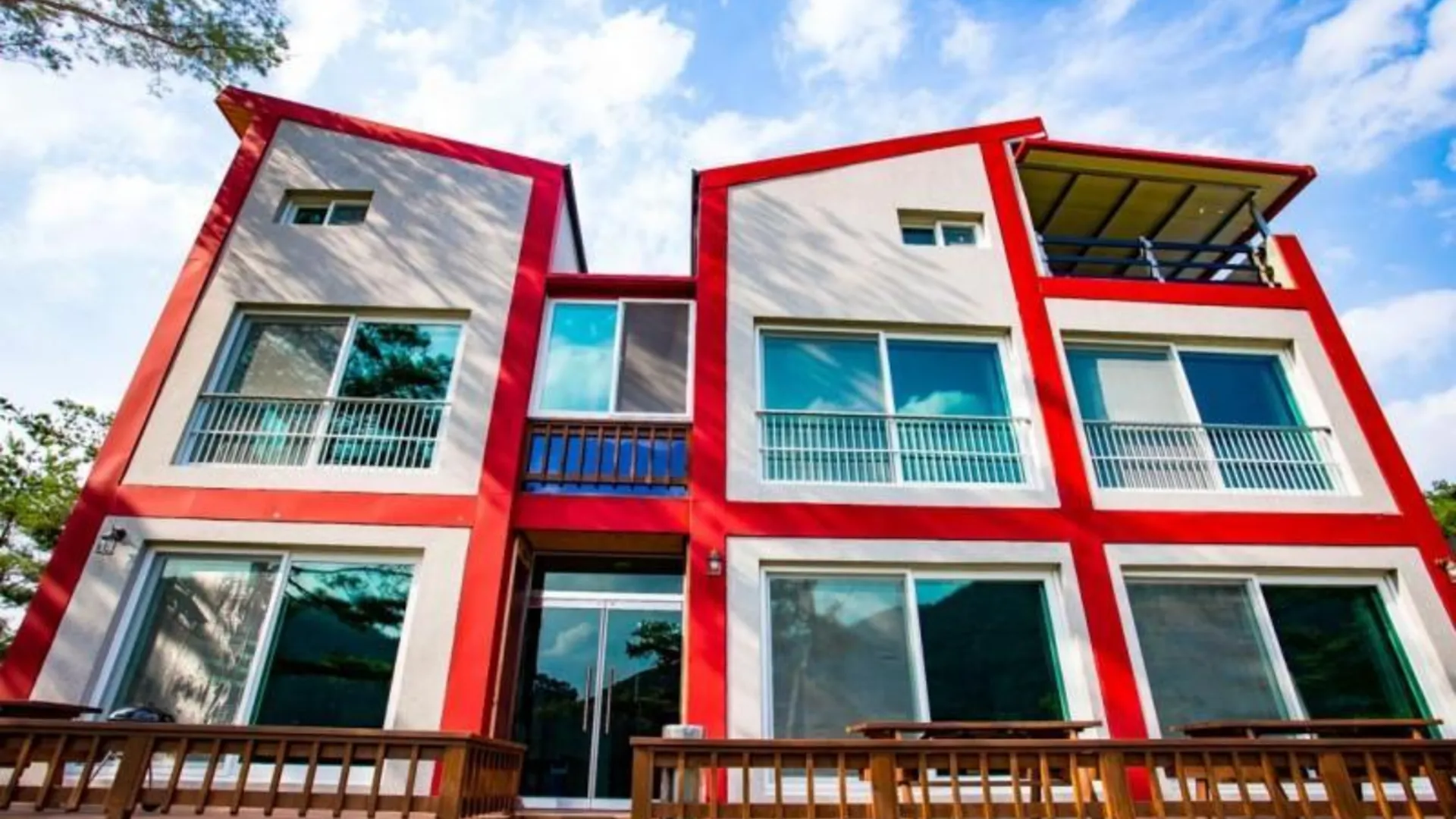 단양 단양 남한강솔밭펜션 3성급 게스트하우스 수영장