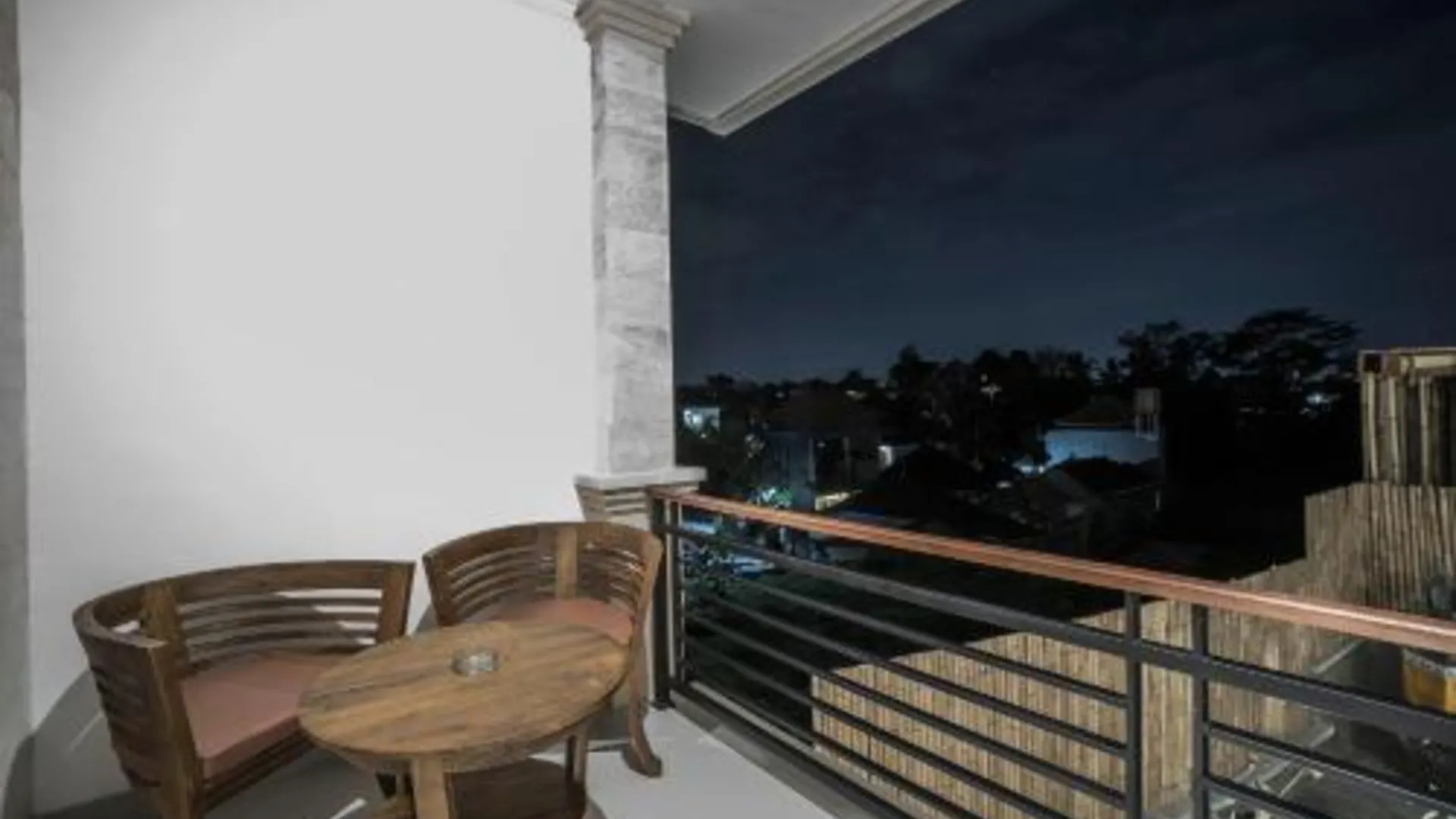 발리 폰독 타미우 호텔 로비