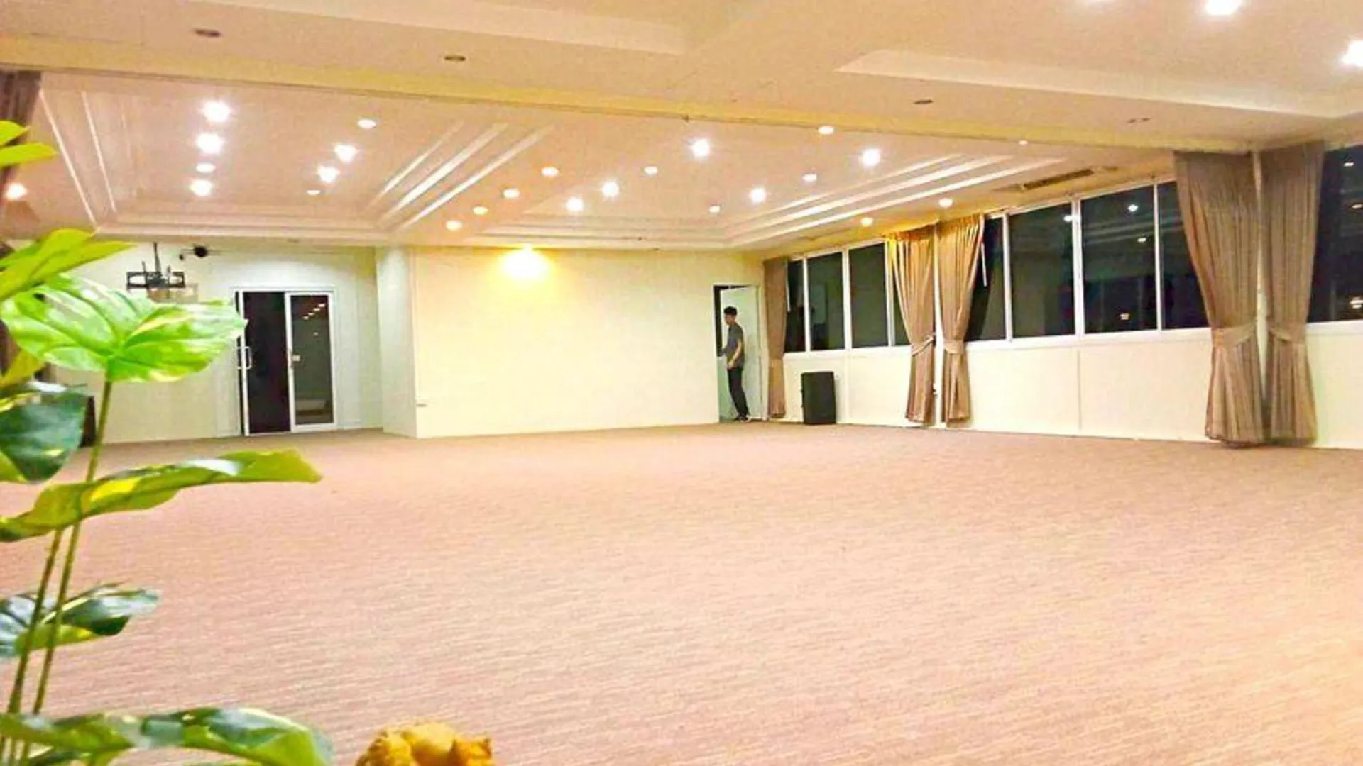 푸켓 SB Living Place Hotel Phuket Town 3성급 호텔 외관