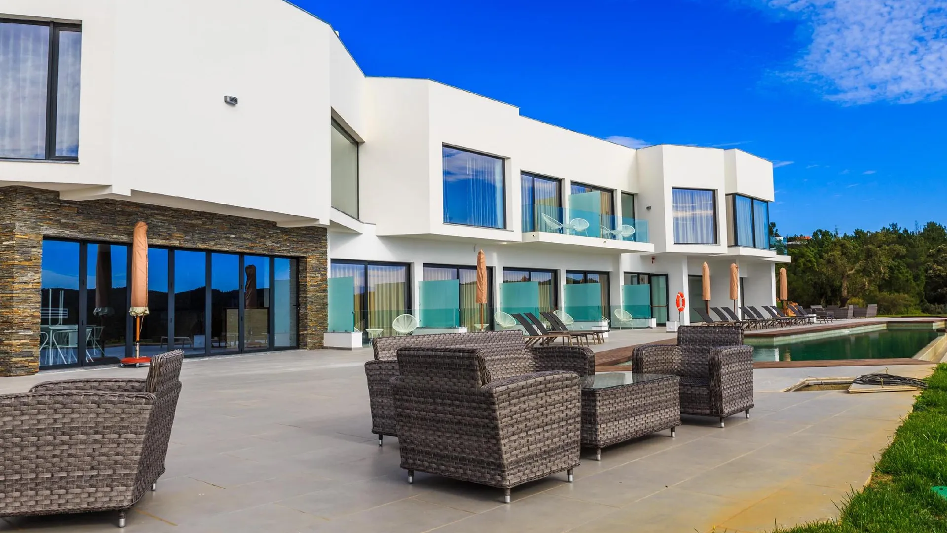 사오 테오토니오 에니그마 네이처 앤 워터 호텔 4성급 호텔 외관