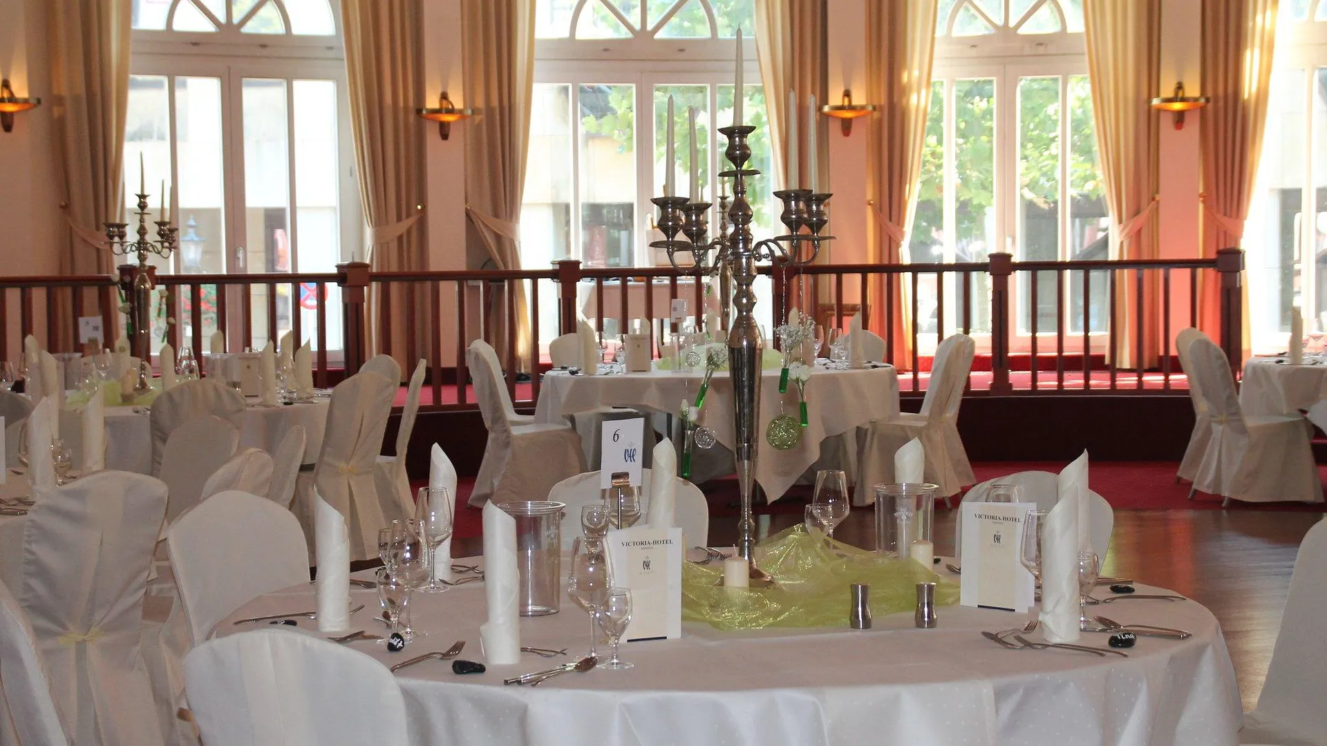 민덴 빅토리아 호텔 민덴 4성급 호텔 로비