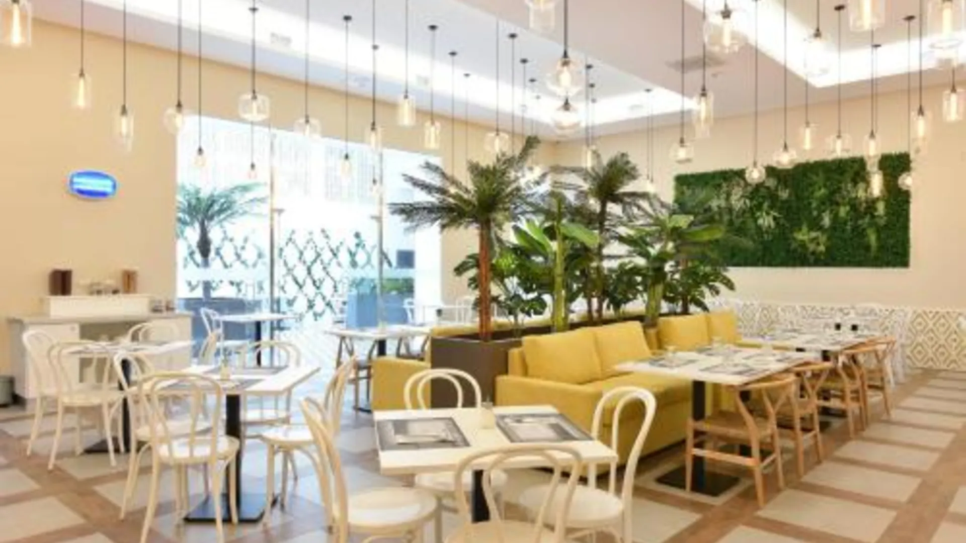 피게이라 다 포즈 EXE Wellington 4성급 호텔 객실