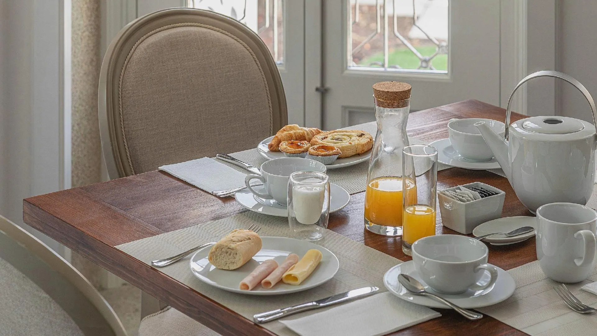 빌라 노바 드 가이아 칼레웨이 호텔 4성급 호텔 레스토랑