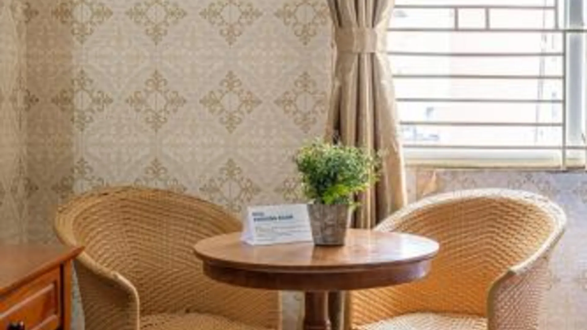 호치민 호앙롱 호텔 바이 코즈럼 2성급 호텔 수영장