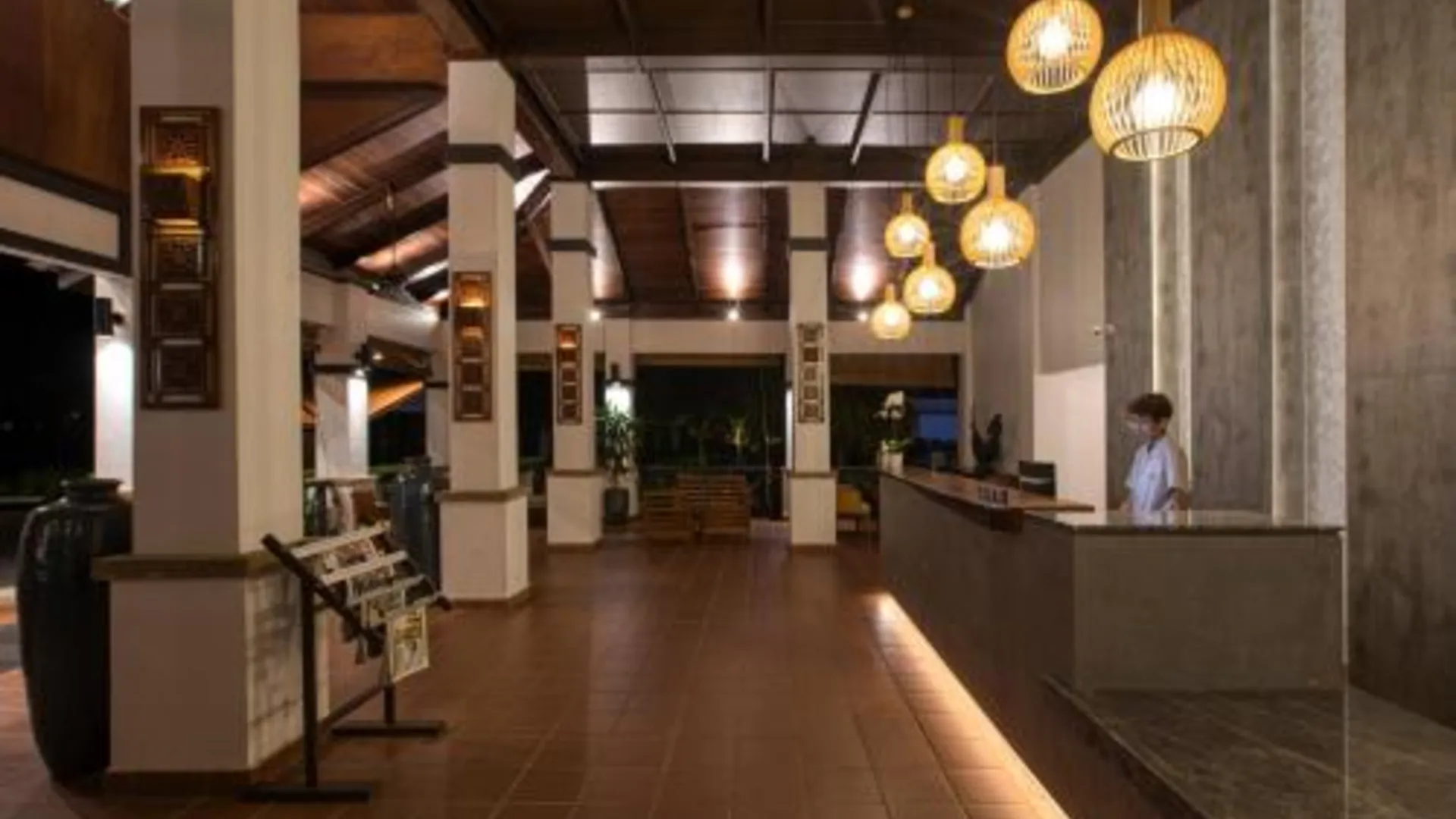 쿠안탄 아데나 비치 리조트 3성급 호텔 레스토랑