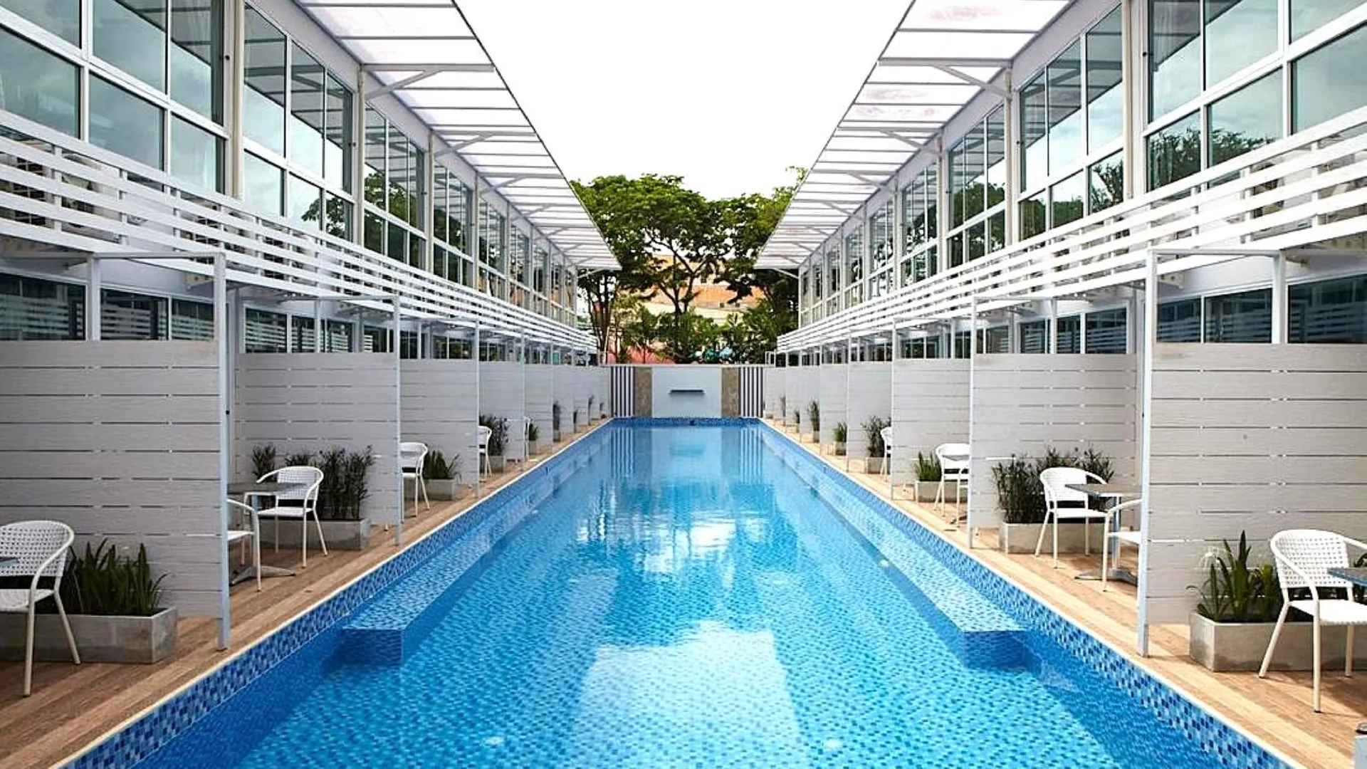 방콕 풀스톱 풀빌라 돈므앙 4성급 호텔 객실