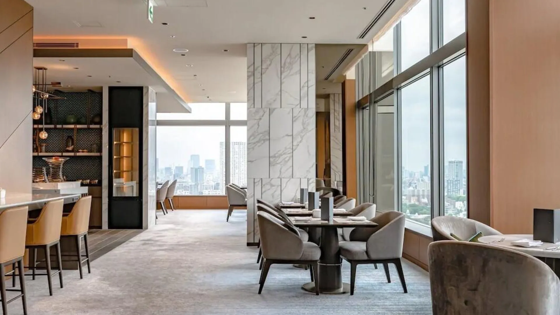 도쿄 / 동경 더 스트링스 바이 인터컨티넨탈 도쿄 바이 IHG 4성급 호텔 로비