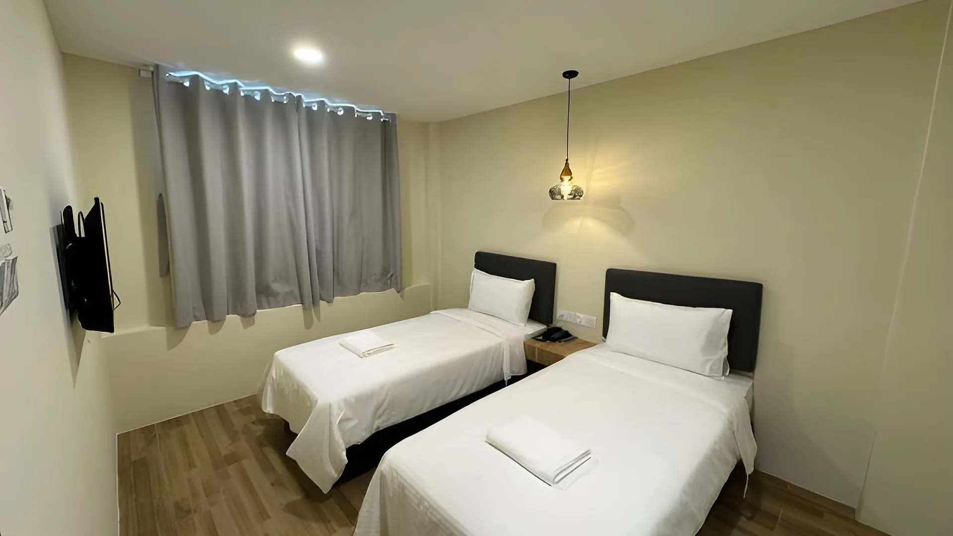 코타키나발루 체크인 5 4성급 호텔 외관