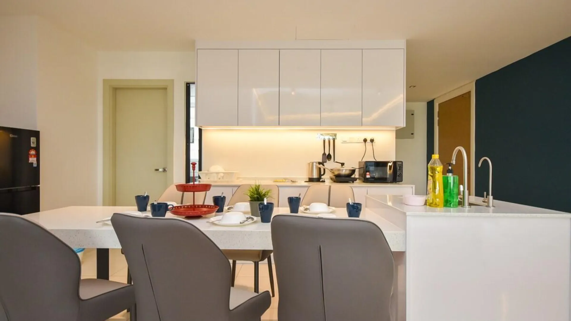 조호바루 / 조호르바루 수투랑바루의 아파트먼트 (130m², 침실 3개, 프라이빗 욕실 2개) 4성급 싱글룸 수영장