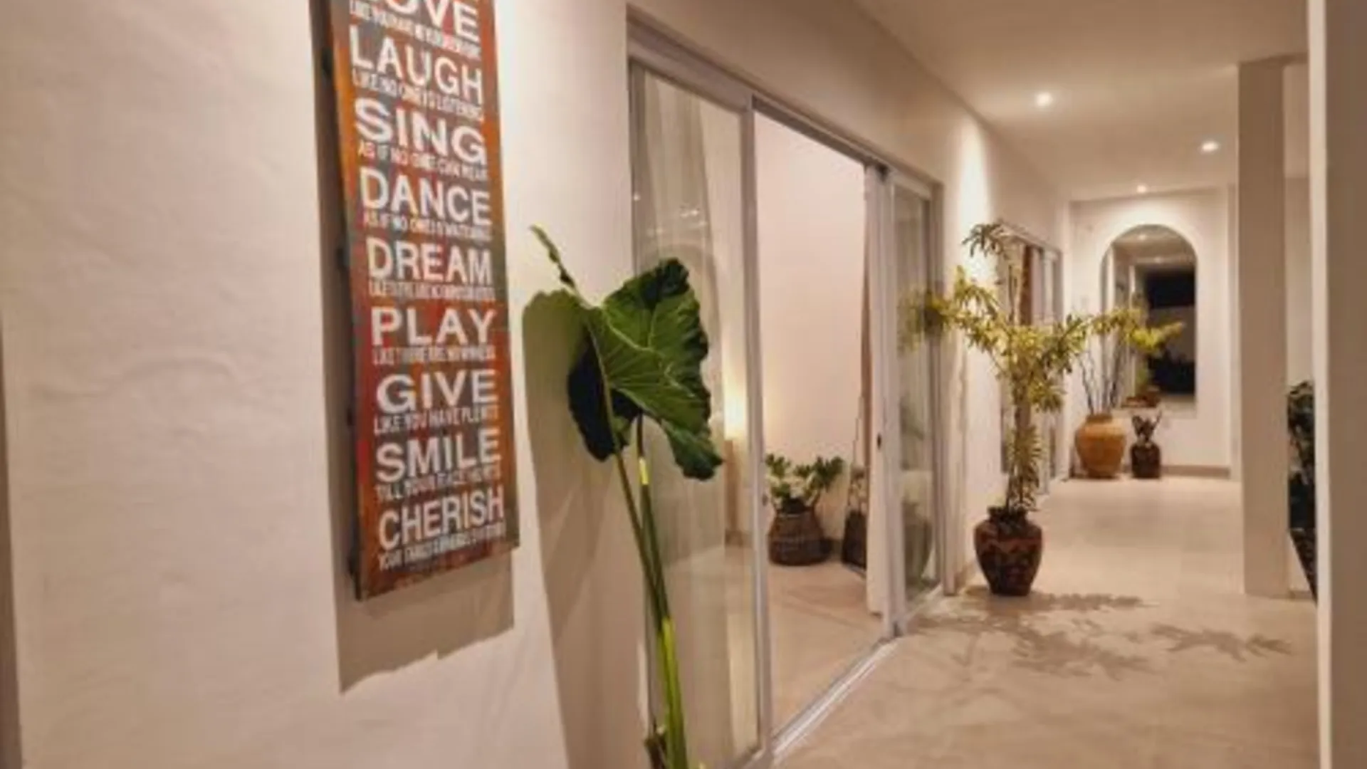 발리 BrandNew 3 bedroom villa Canggu 4성급 싱글룸 부대시설