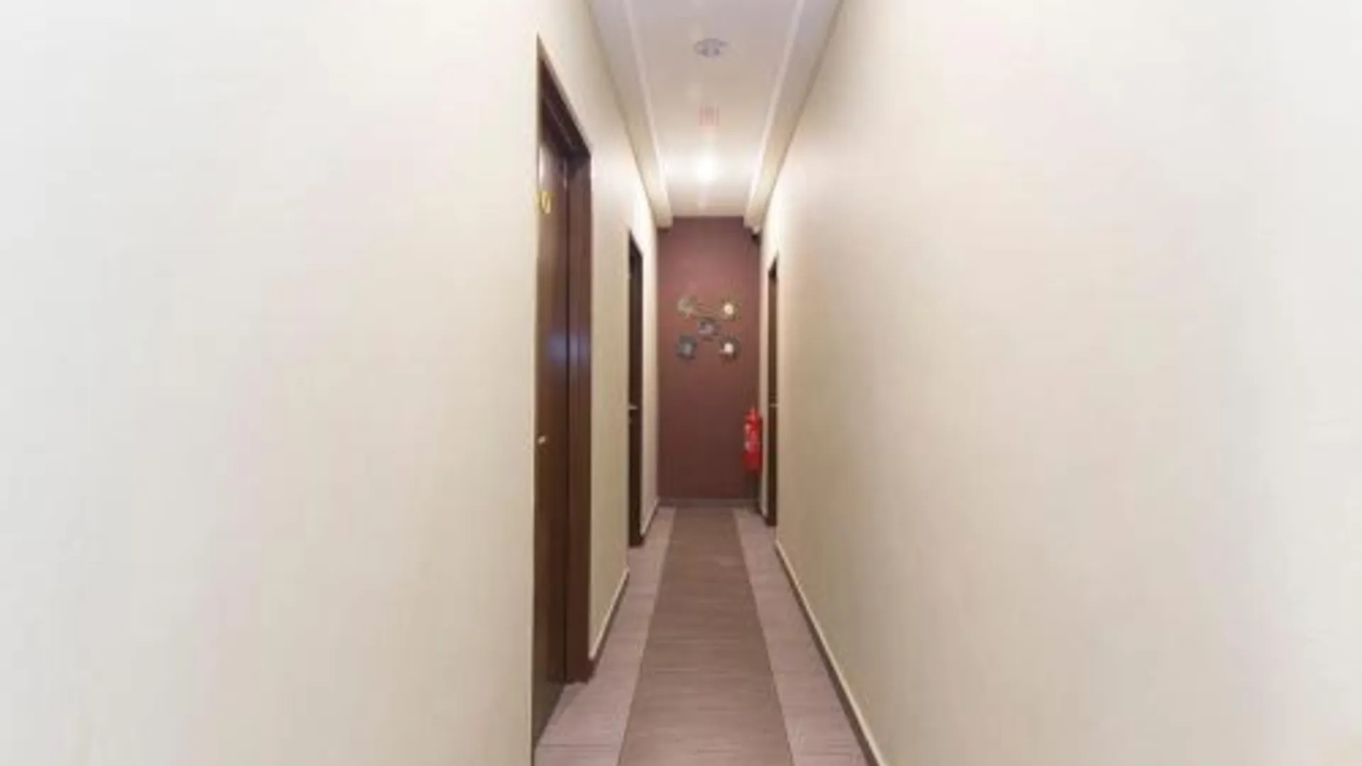 멩글렘부 Silibin Times Inn Hotel 2성급 호텔 객실